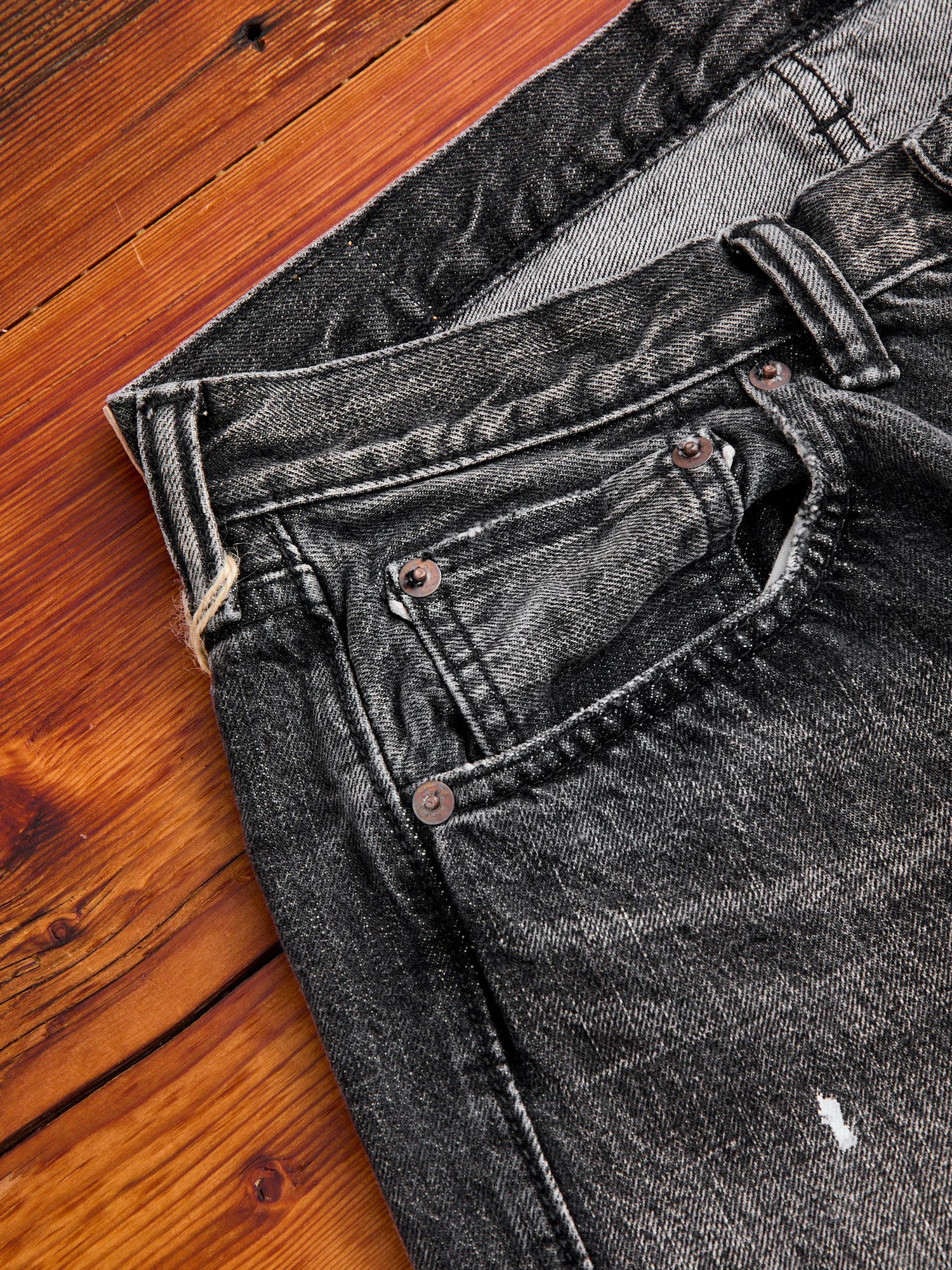 0105BKHW "Dartford" 13.75oz Washed Black Selvedge Denim - Wide Fit - Image 4