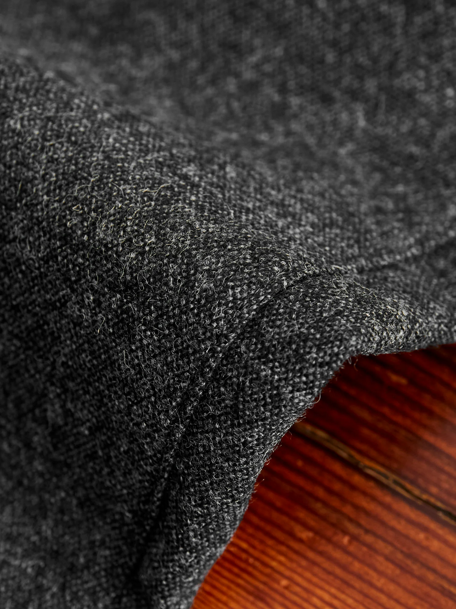 1-Pleat Wool Cashmere Trouser in Grey - Image 7