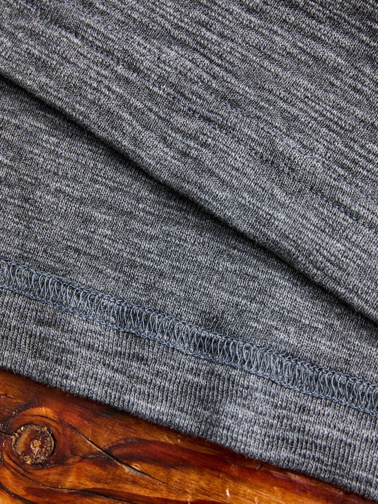 1x1 Slub T-Shirt in Heather Carbon - Image 7