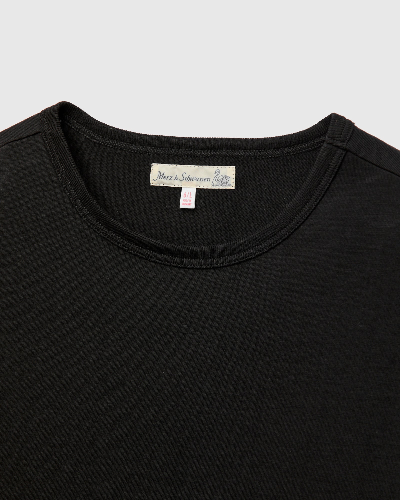 215 "Good Originals" Heavyweight 7.2oz Loopwheel T-Shirt in Deep Black - Image 3