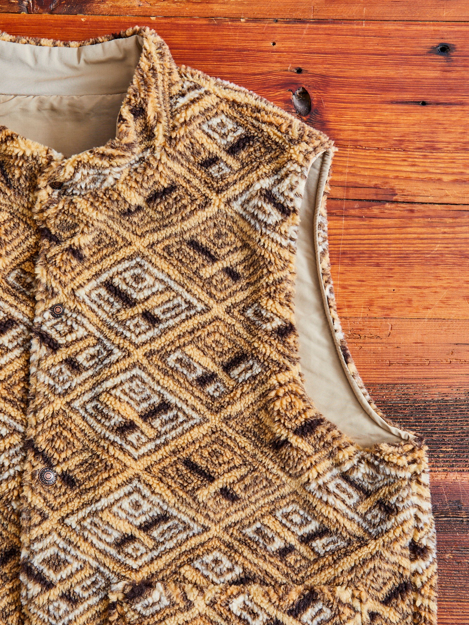 60/40 Cloth Reversible Vest in Beige - Image 11