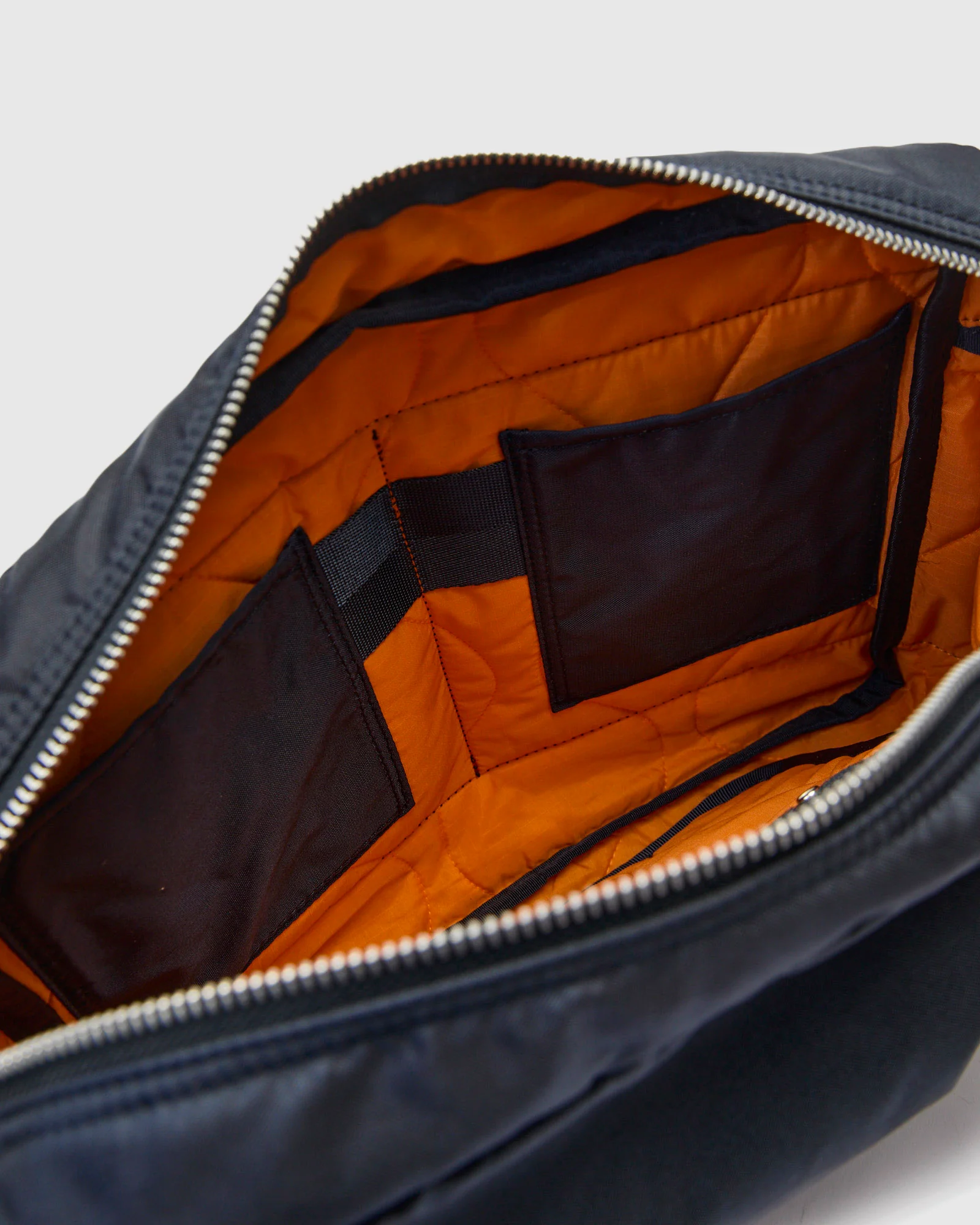 7415 "Force" Shoulder Bag in Navy - Image 9
