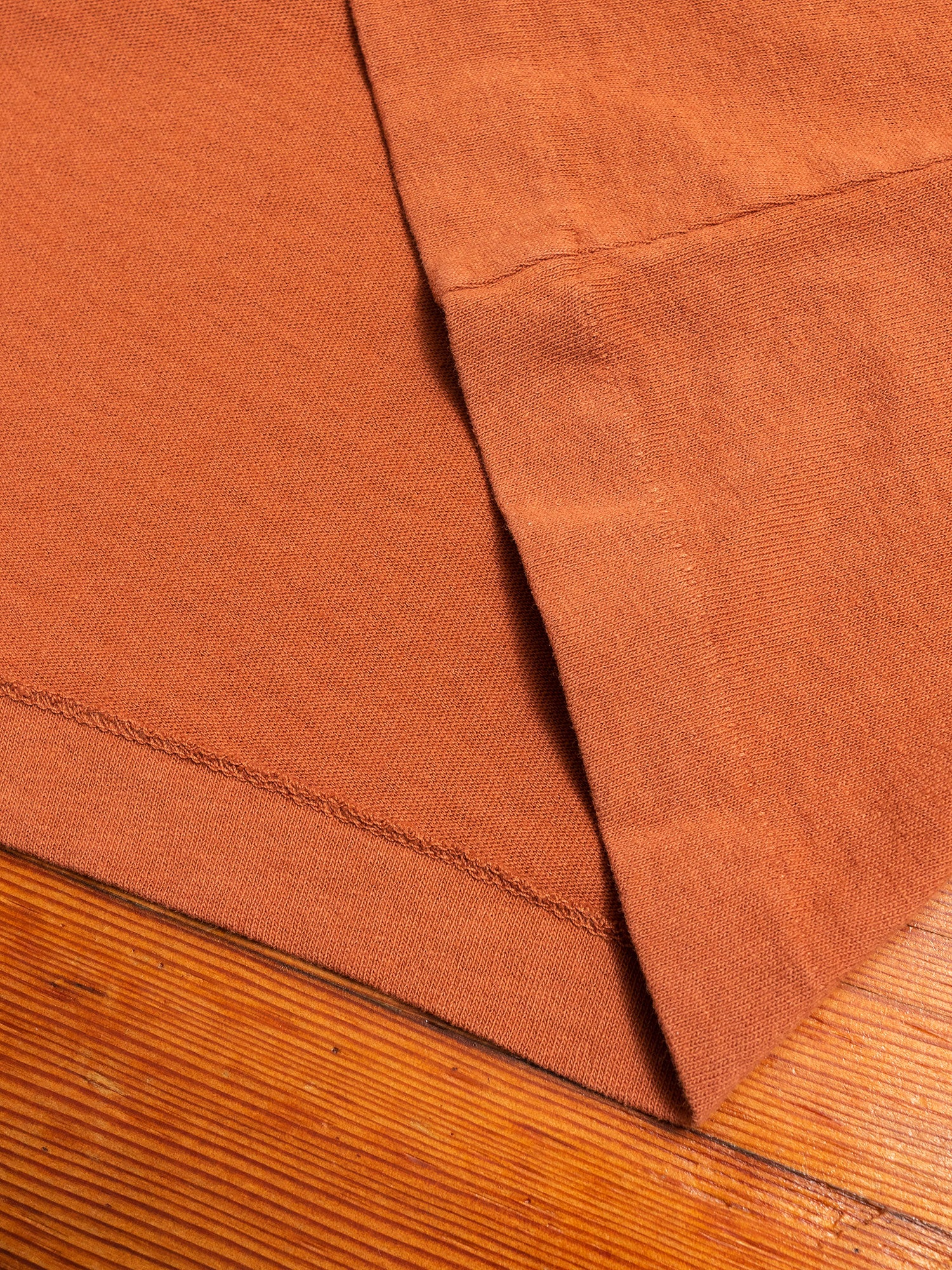 9oz Pocket T-Shirt in Rust - Image 4