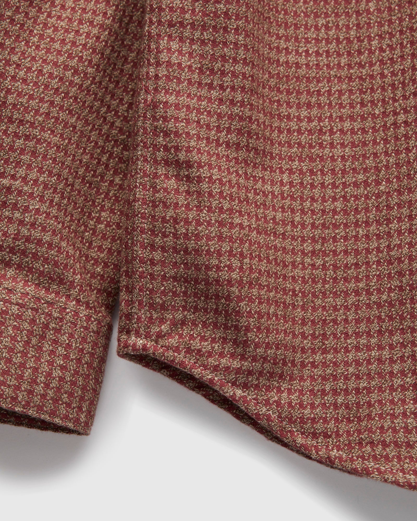 Abstract Pied Poule Button-Up Shirt in Clay - Image 7