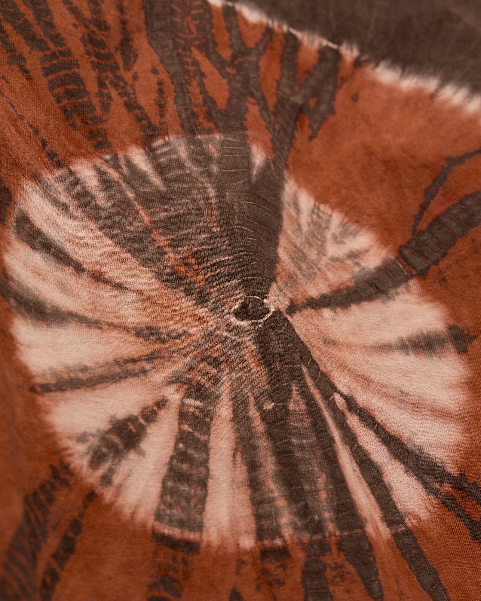 "Amami Dorozome" Shibori T-Shirt in Earth Brown - Image 5