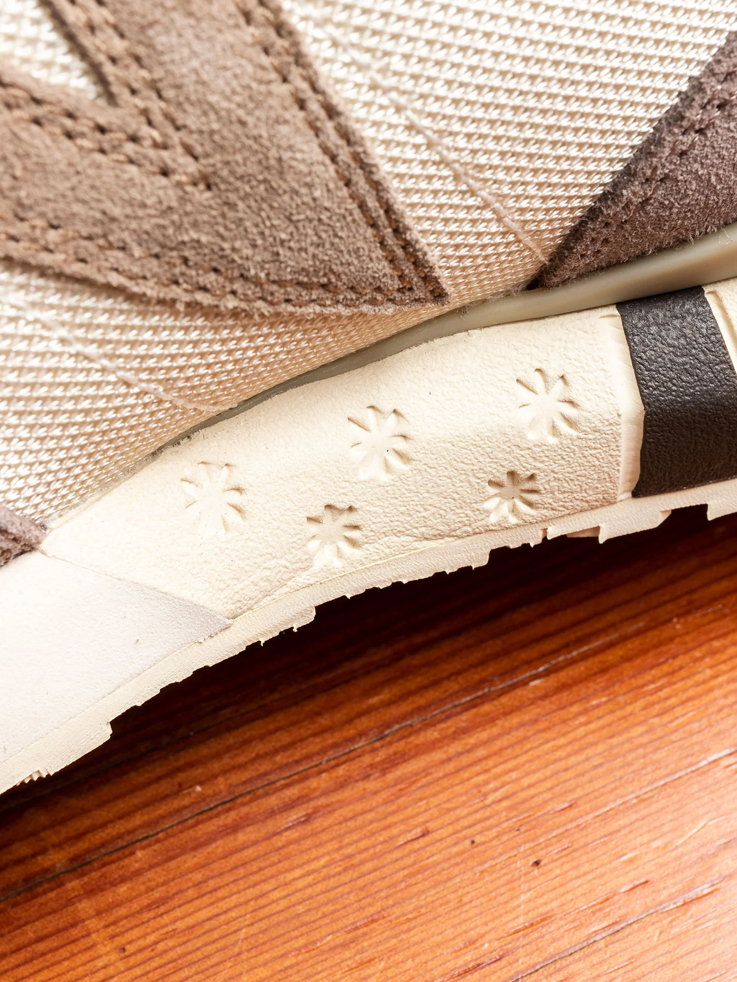 Attica Trainers in Grey - Image 8
