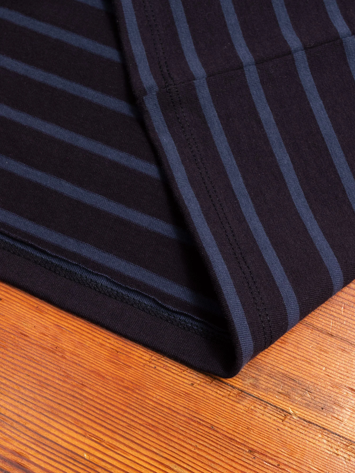 Basic Stripe T-Shirt in Black/Navy - Image 4