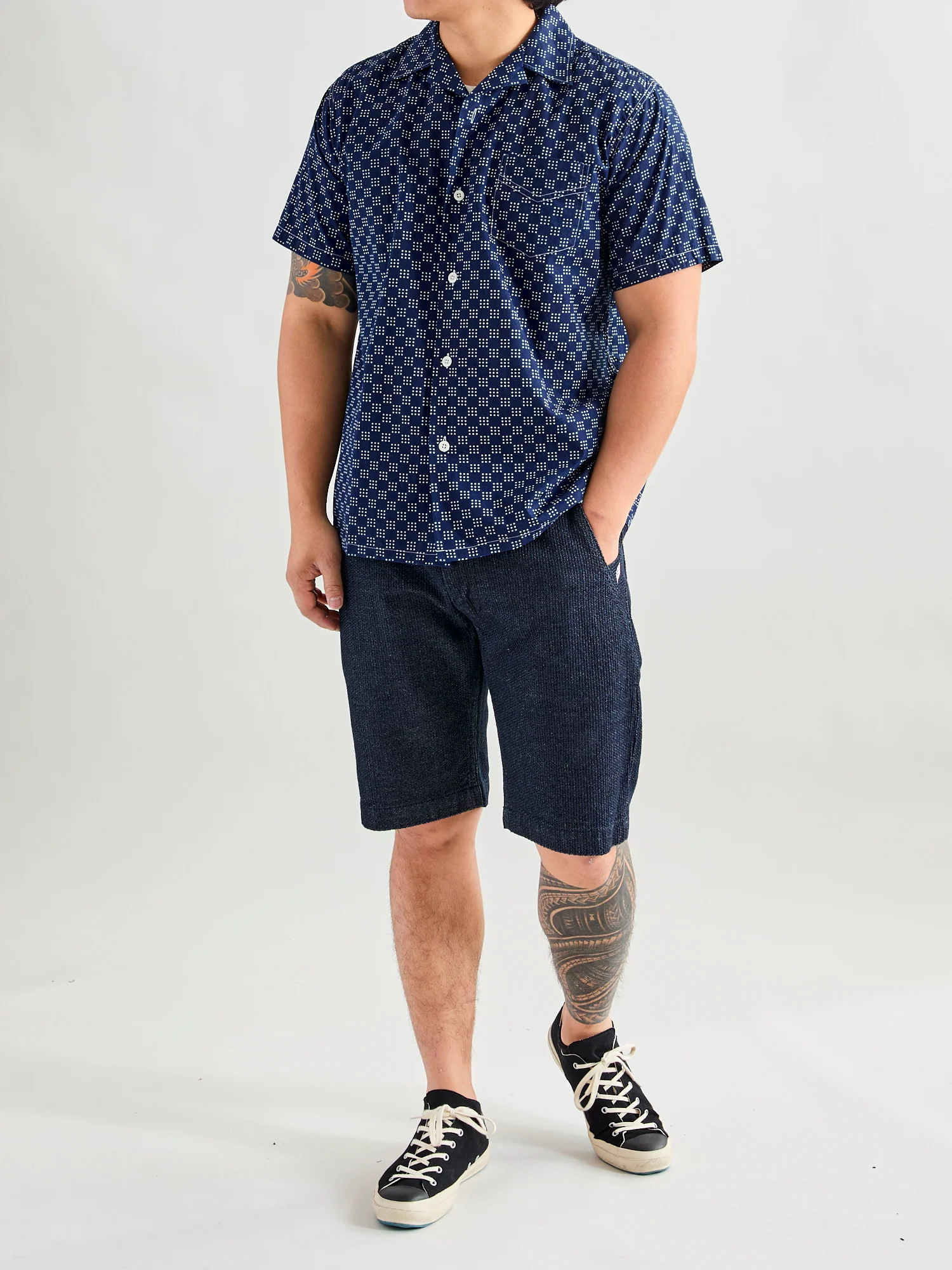 Bassen Hawaiian Shirt in Indigo Dot - Image 10