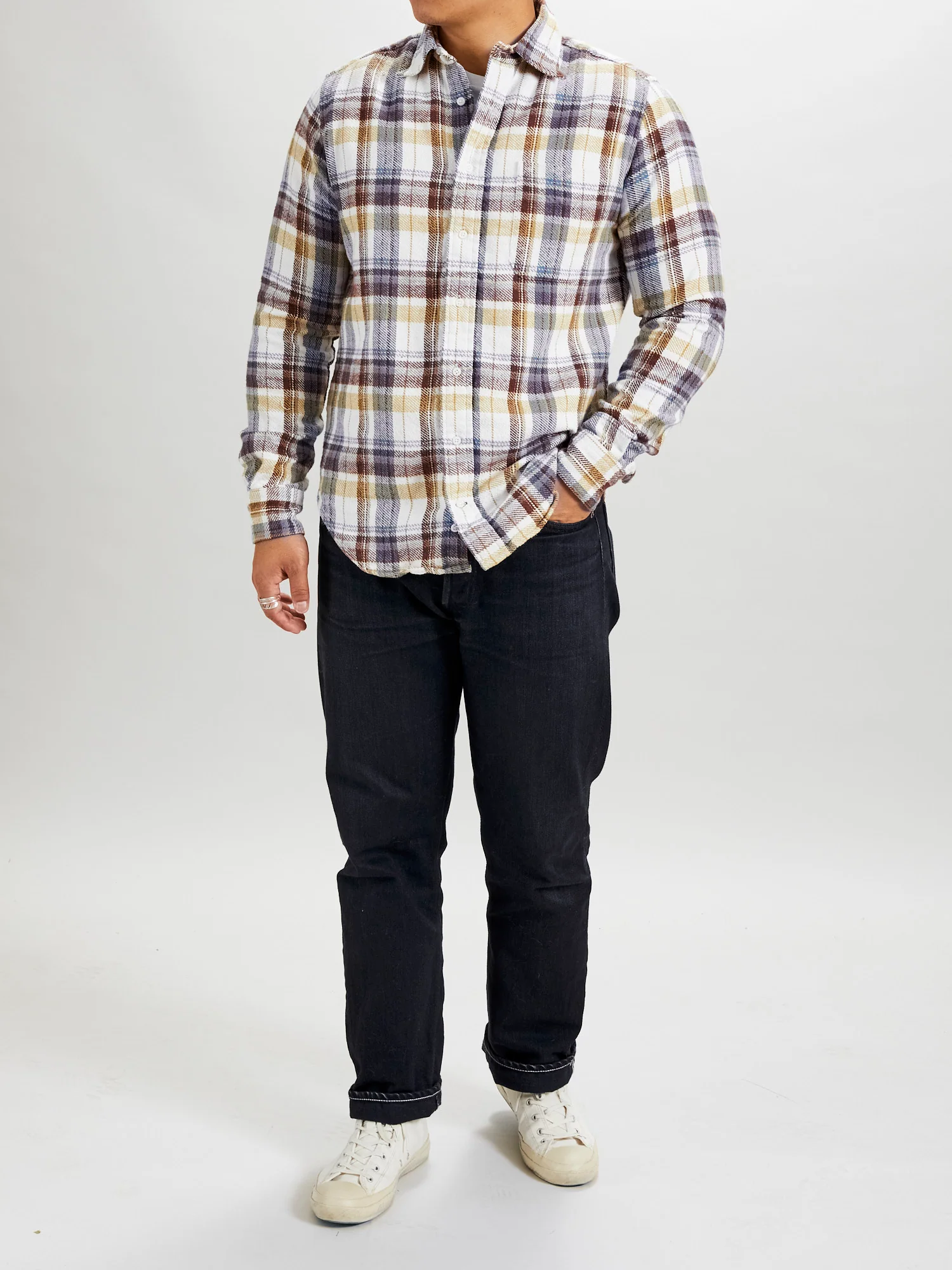 Brushed Triple-Yarn Flannel in White - Image 9