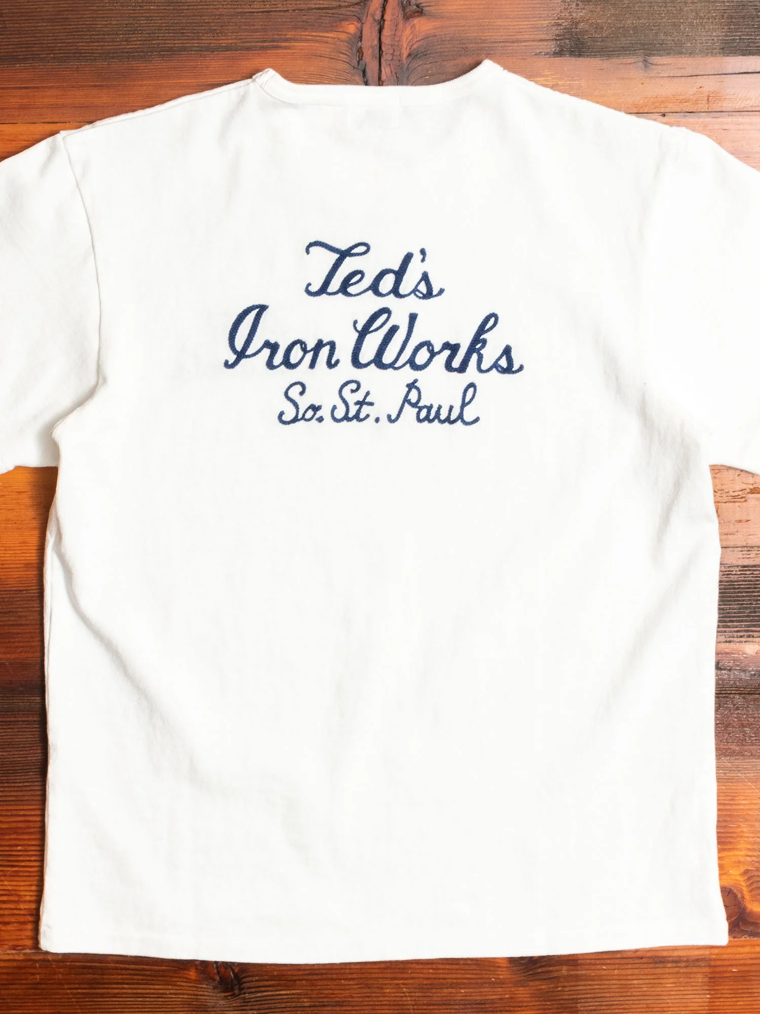 Chain Stitch Embroidery T-Shirt in White - Image 6