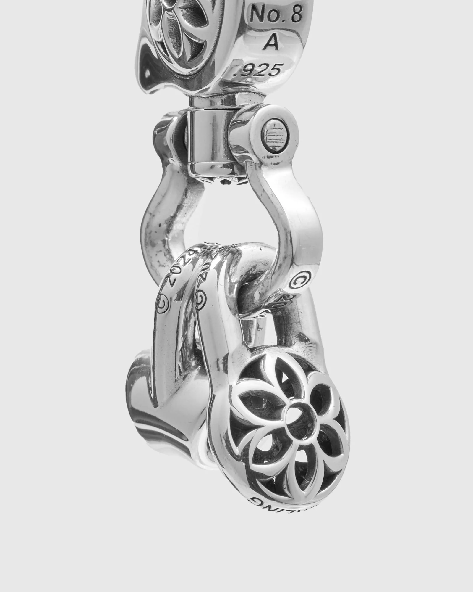 Clip 8 Keychain Size A in Sterling Silver - Image 5