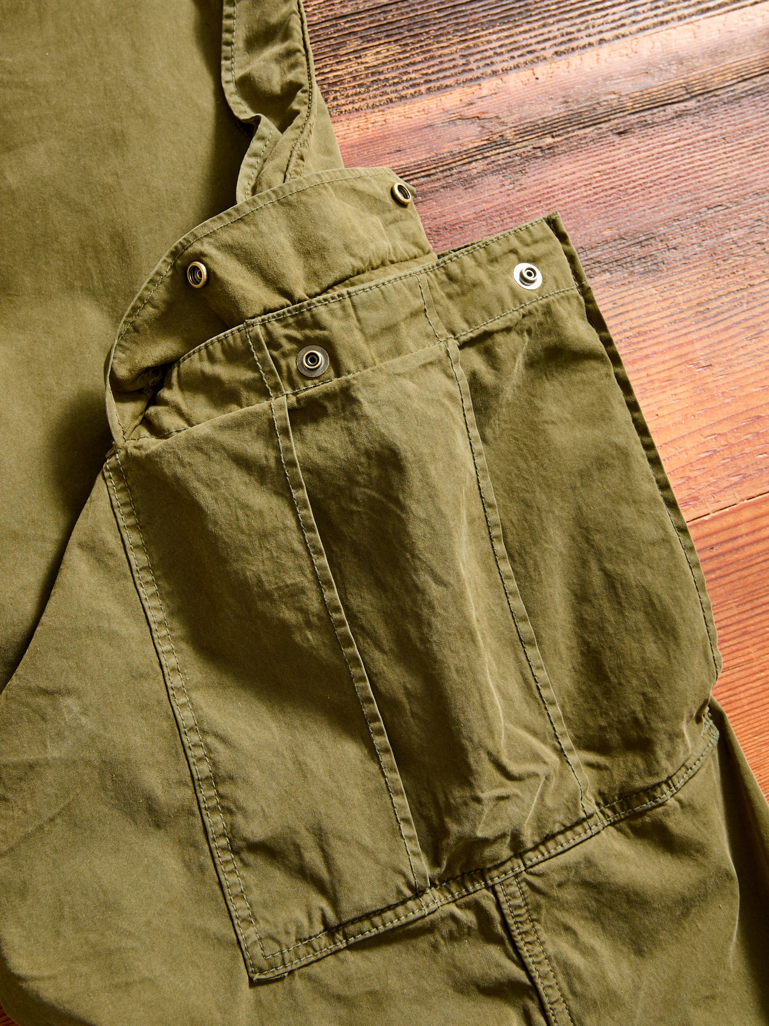 Cotton Nylon Darted Cargo Pants in Olive - Image 6