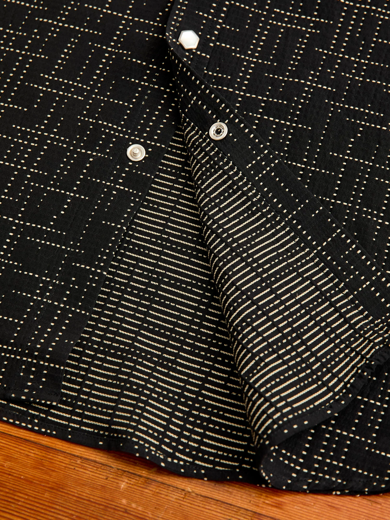 Geometric Plaid Western Shirt in Black - Image 7