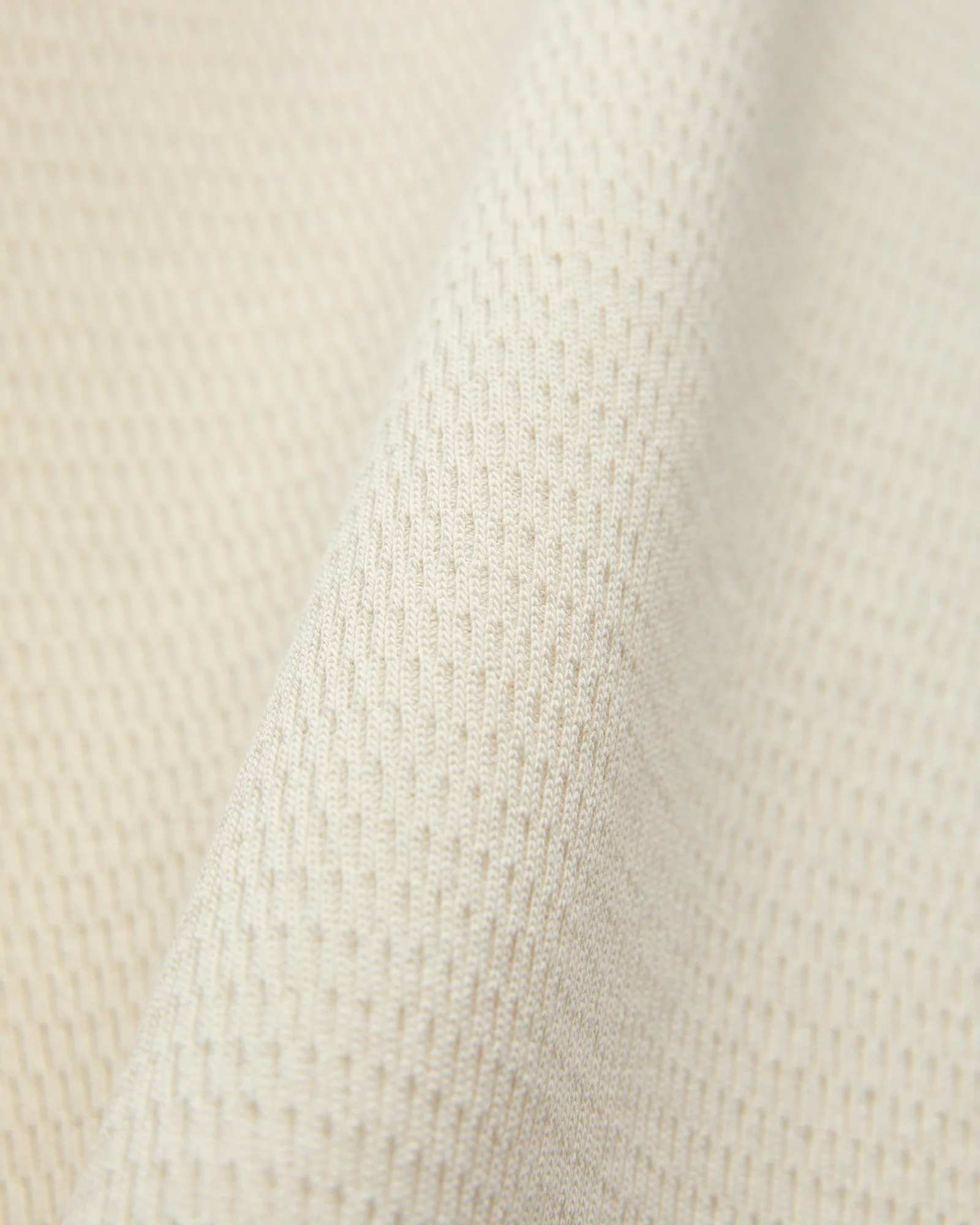 "Good Basics" 10.7oz Diamond Thermal Long Sleeve in Natural - Image 7