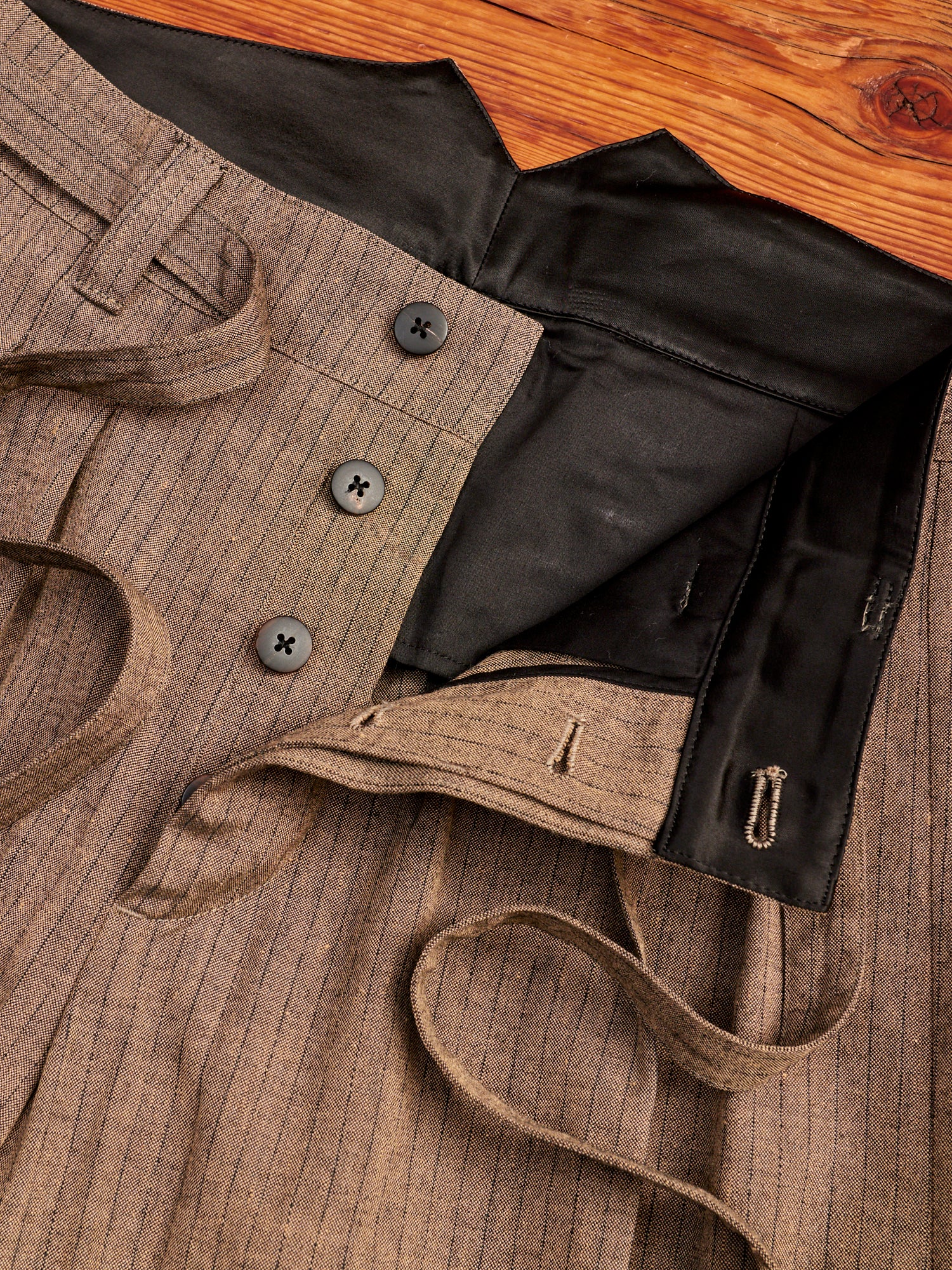 Hakama Pants Santome in Grey - Image 7