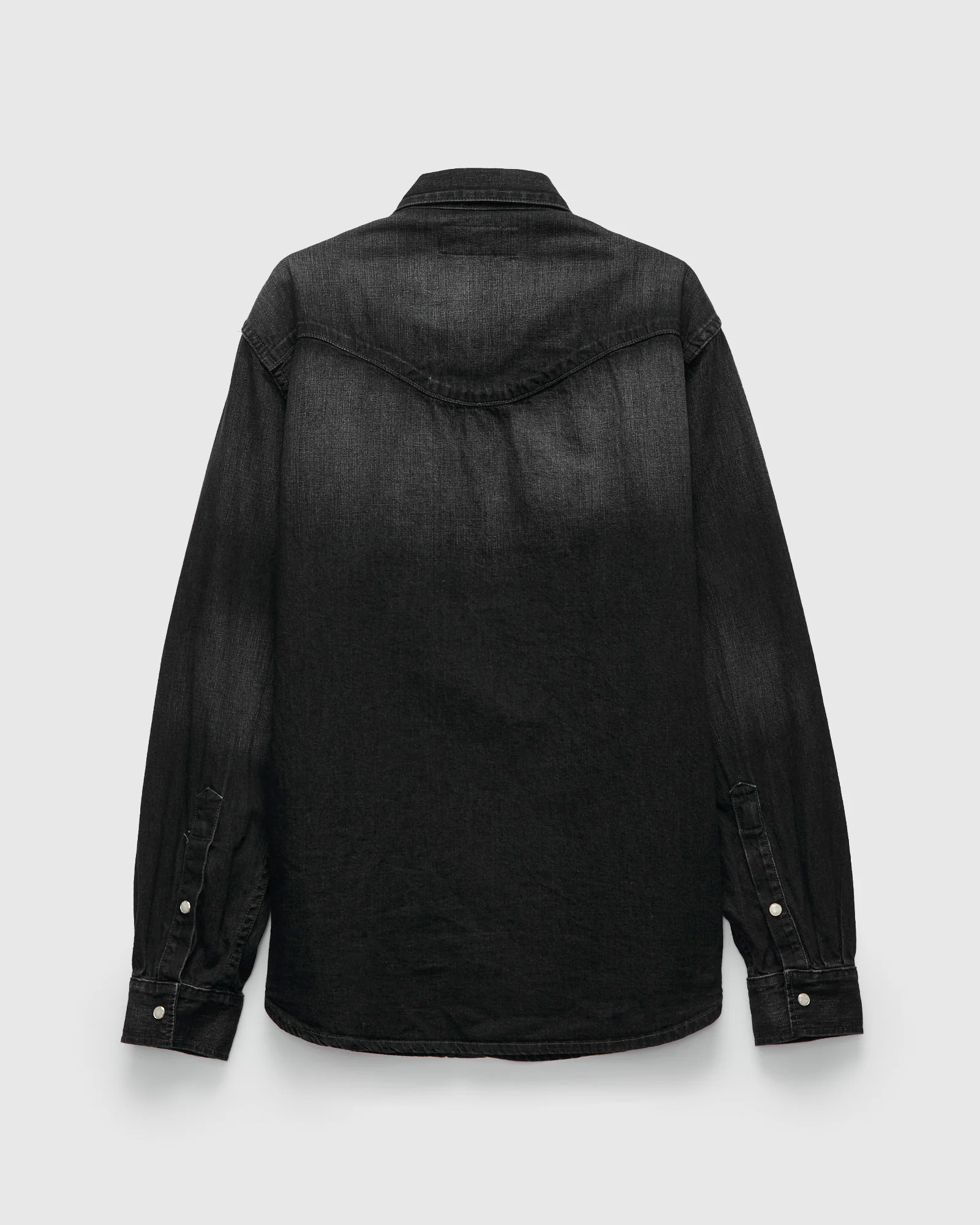 Hayes Pearl Snap Shirt in Washed Black - Image 2