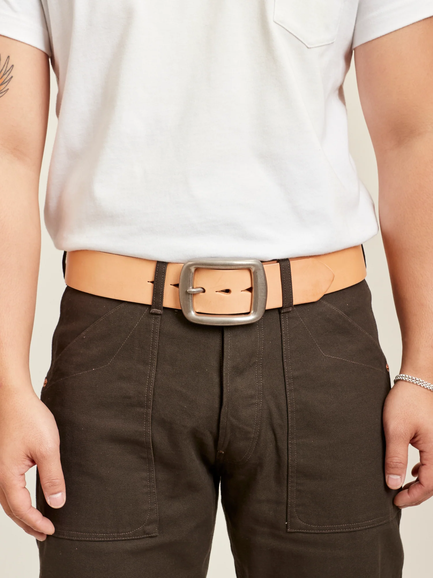 Heavyweight Curved Belt in Natural - Image 2