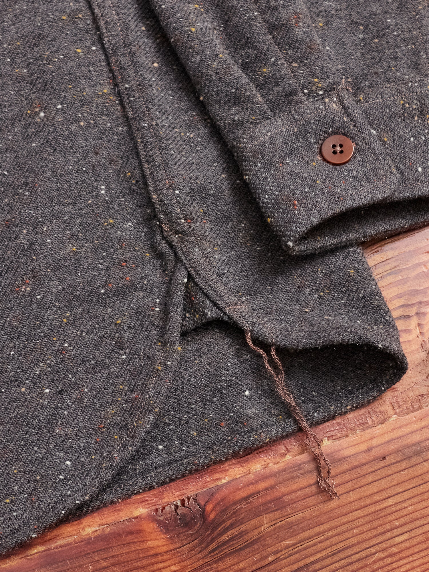 Hunting Nep Flannel in Grey Wool - Image 9