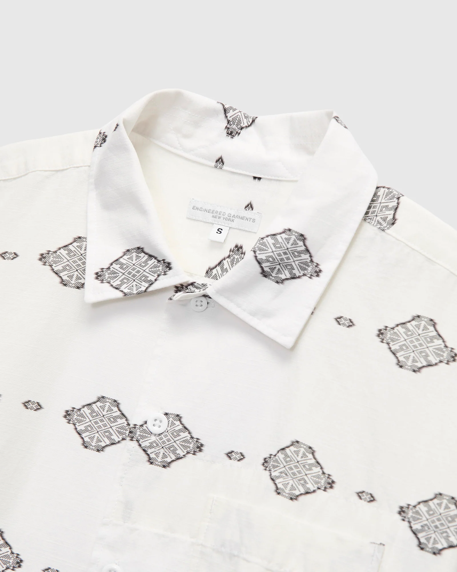 Camp Shirt in White Black Ikat Print - Image 4