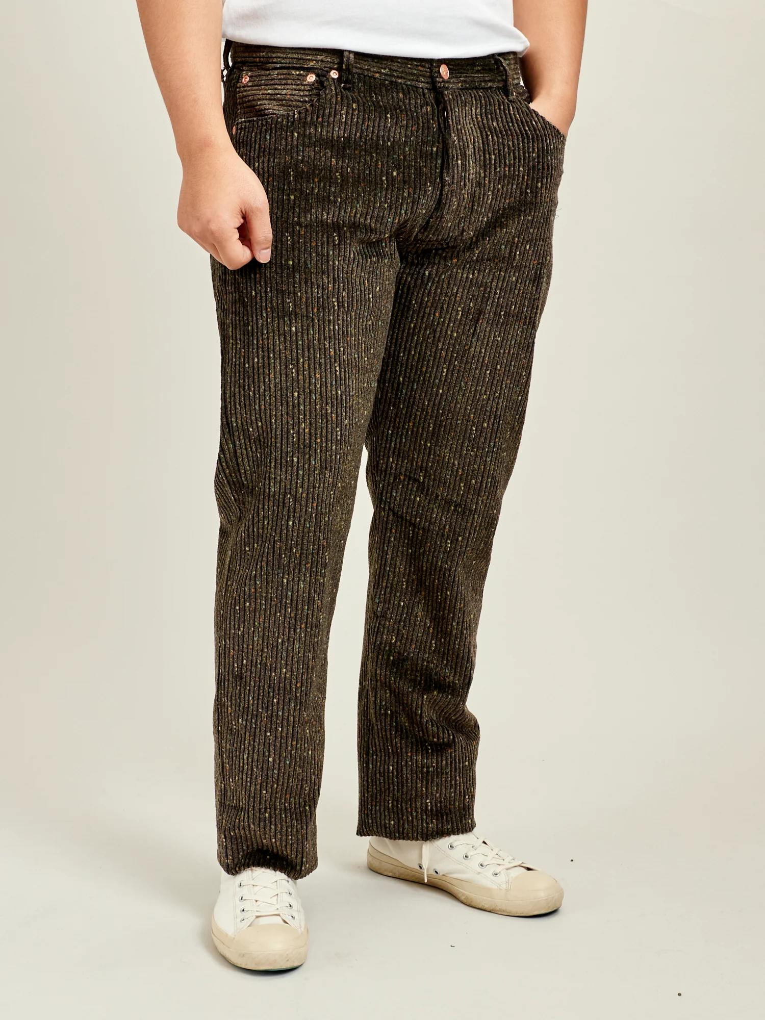 Donegal Corduroy Five Pocket Trousers in Mossy Green - Image 2