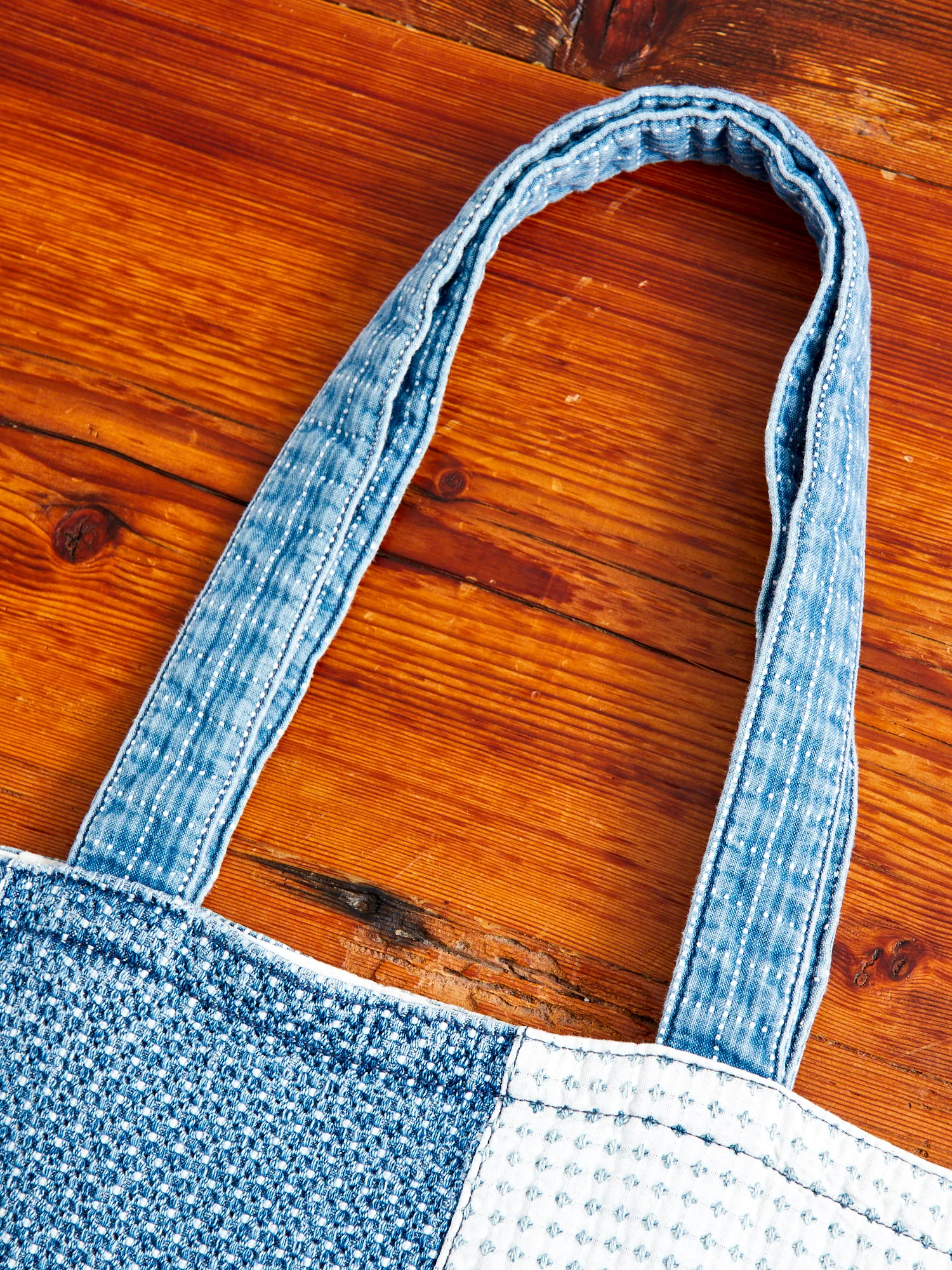 Large Boro Patchwork Tote Bag in 3-Year Wash - Image 5