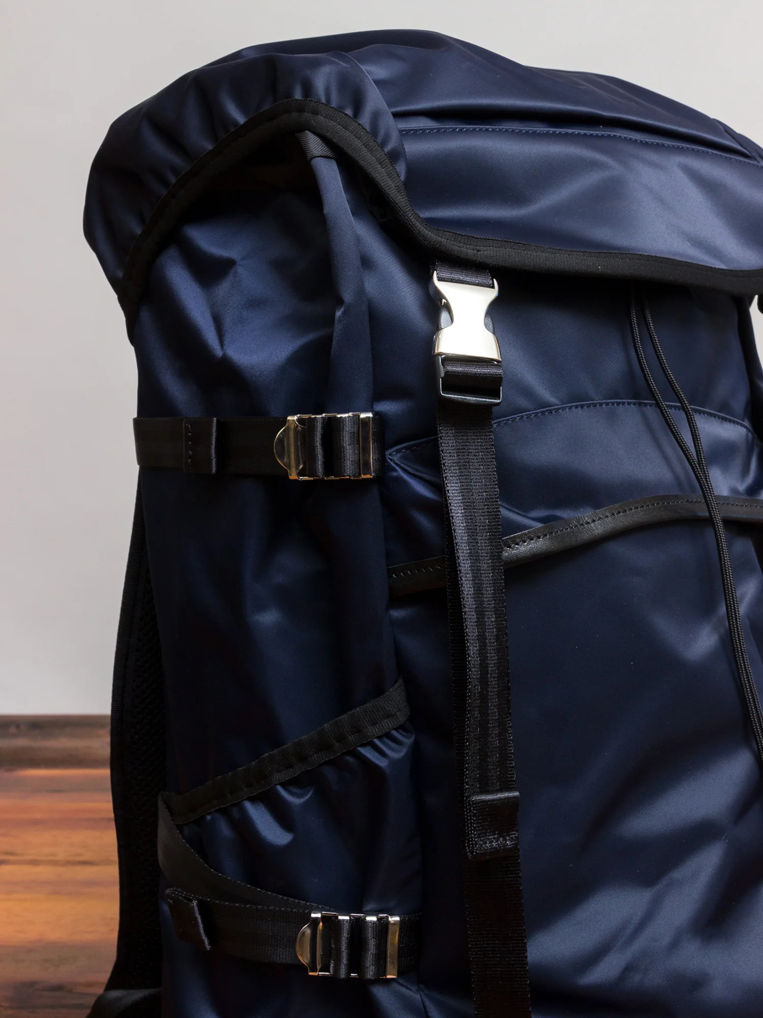 Lightning Backpack in Navy - Image 3