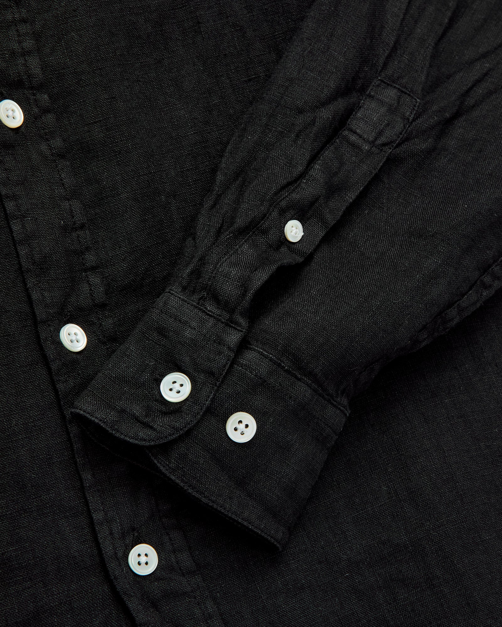 Linen Button-Up Shirt in Black - Image 5
