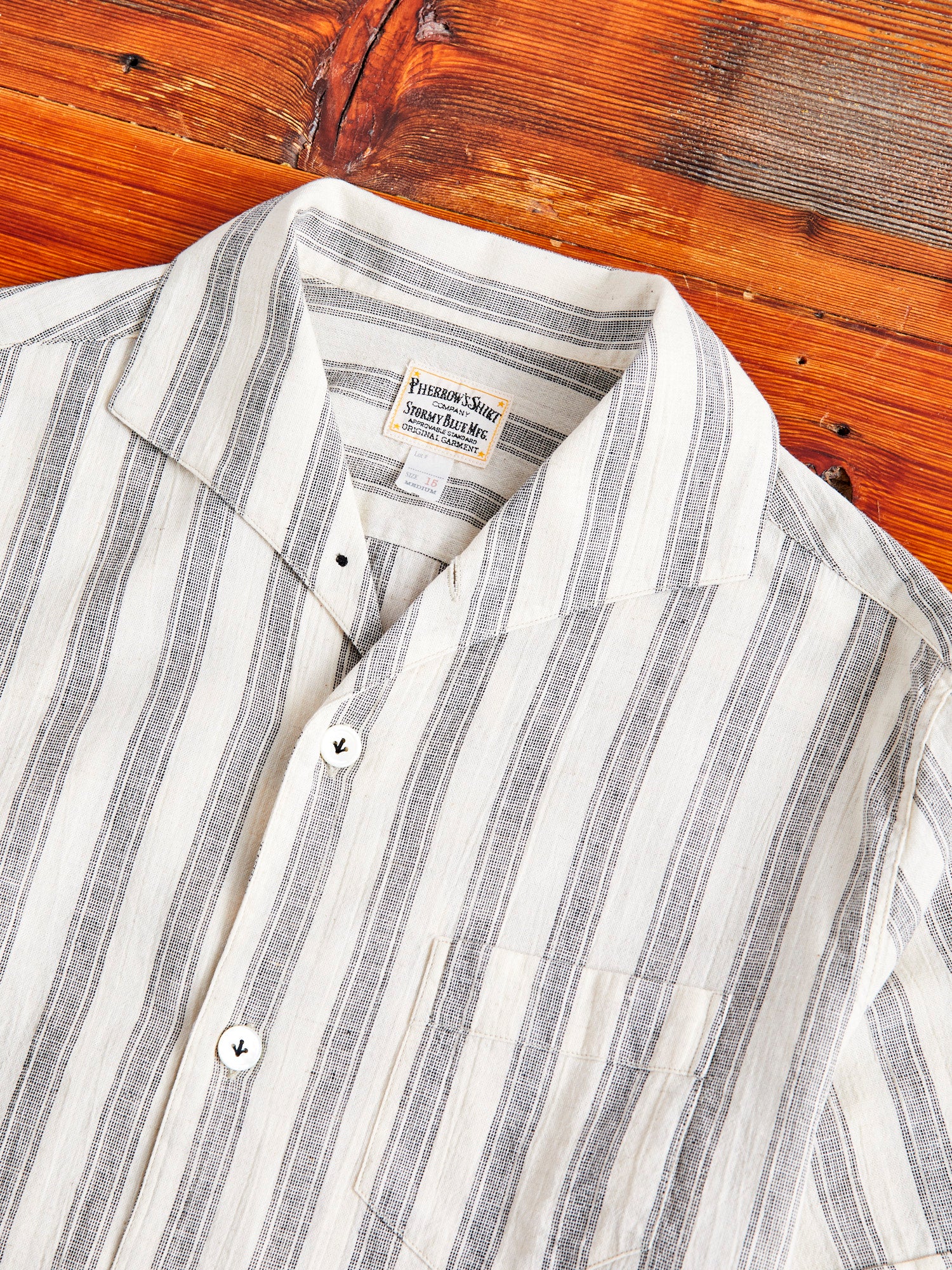 Linen Italian Collar Shirt in White Stripe - Image 3