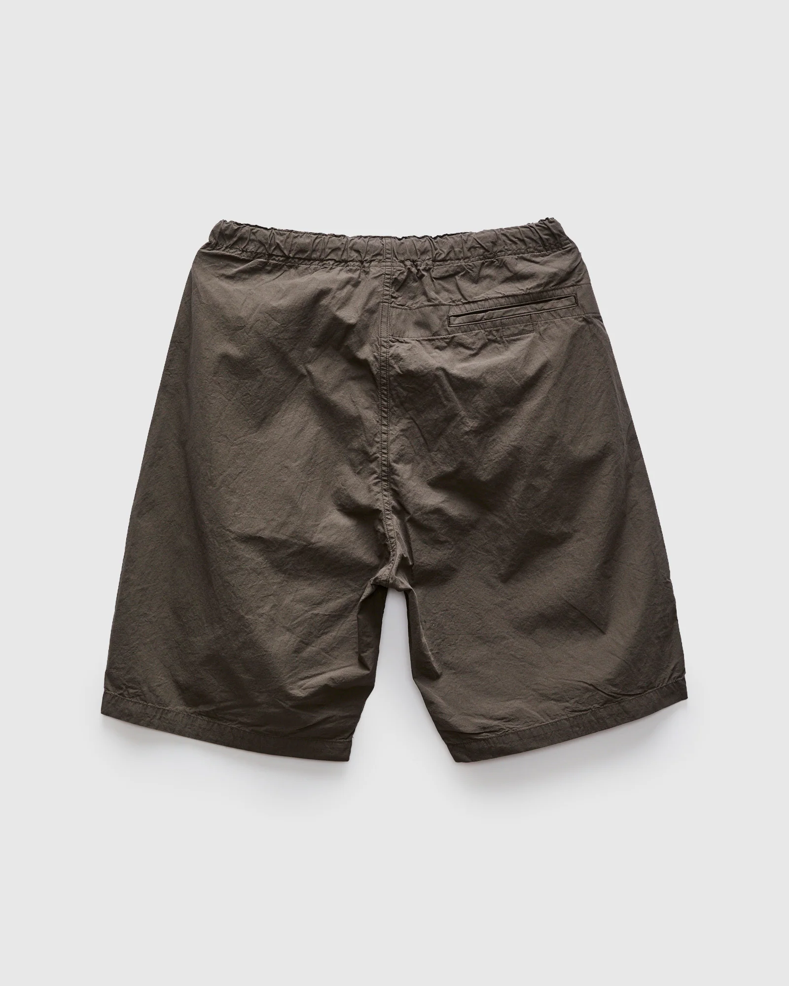 Cotton-Linen Wide Fit New Yorker Shorts in Charcoal Grey - Image 2