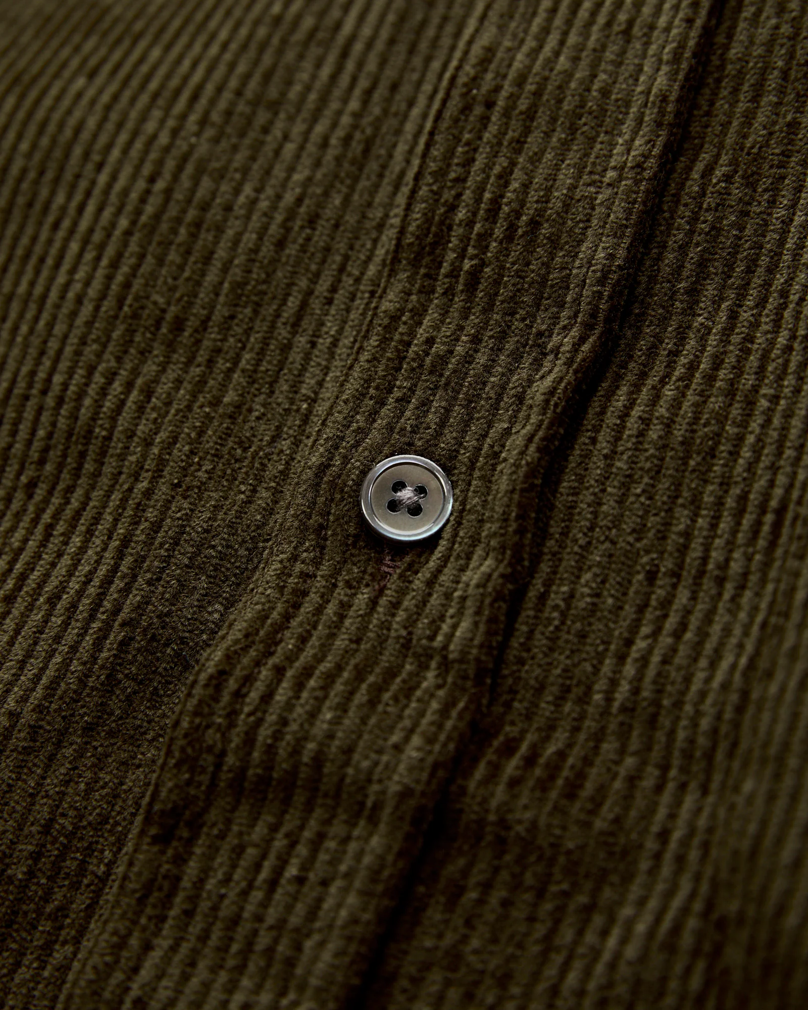 Lobo 2 Button-Up Shirt in Olive - Image 5