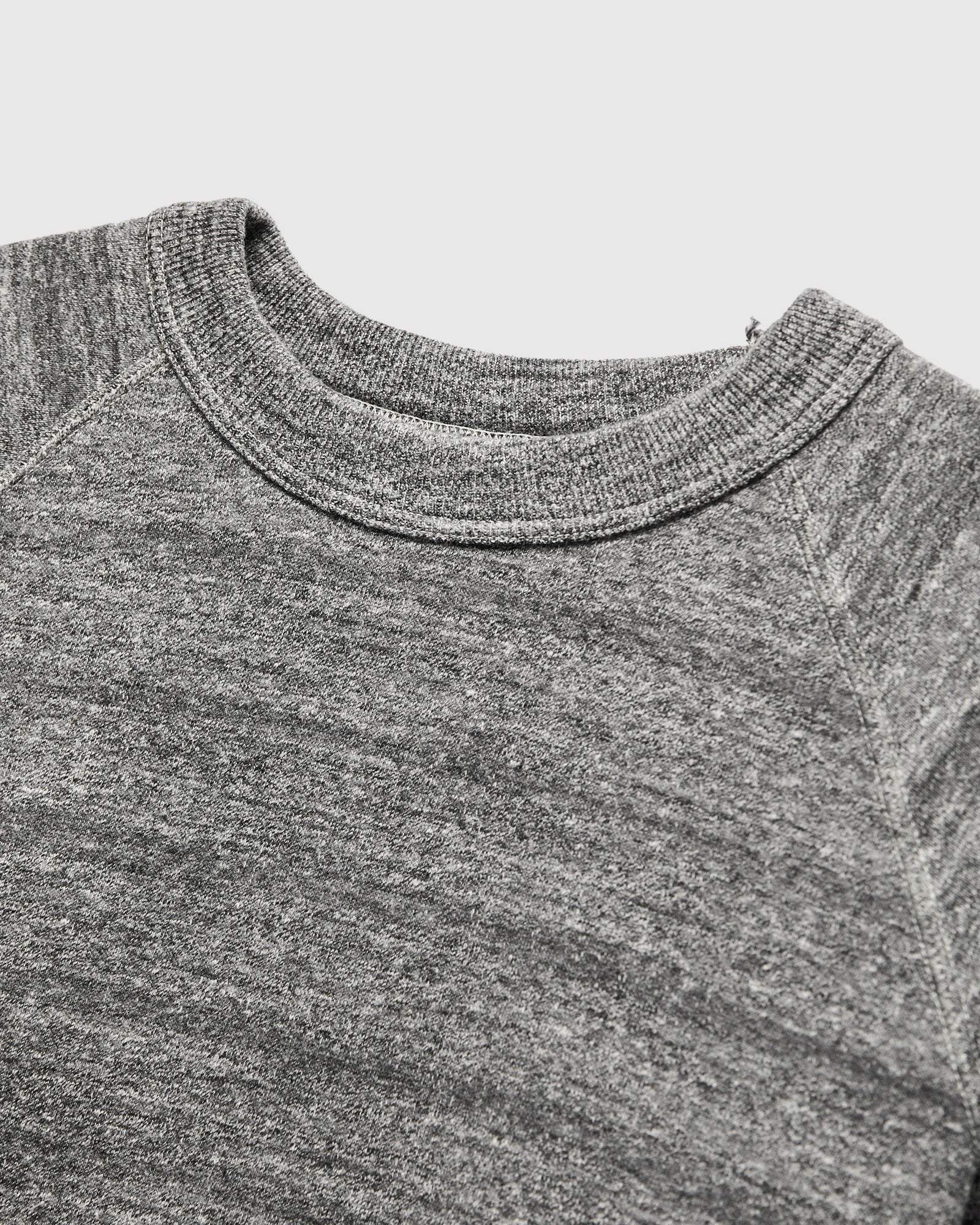Tsuriami Raglan Sleeve Sweatshirt in Heather Charcoal - Image 4
