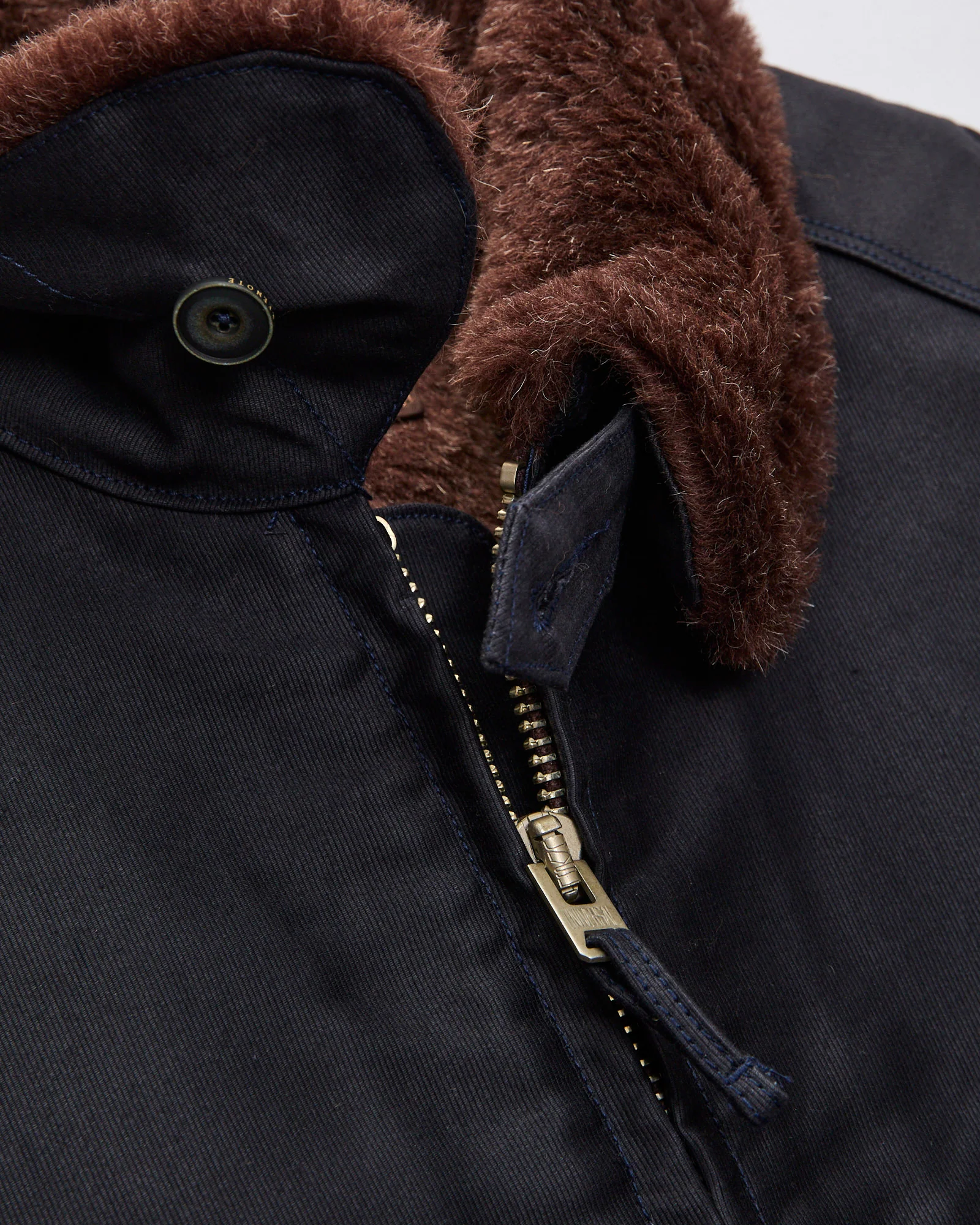 Mariner Heavy Jacket in Navy - Image 6
