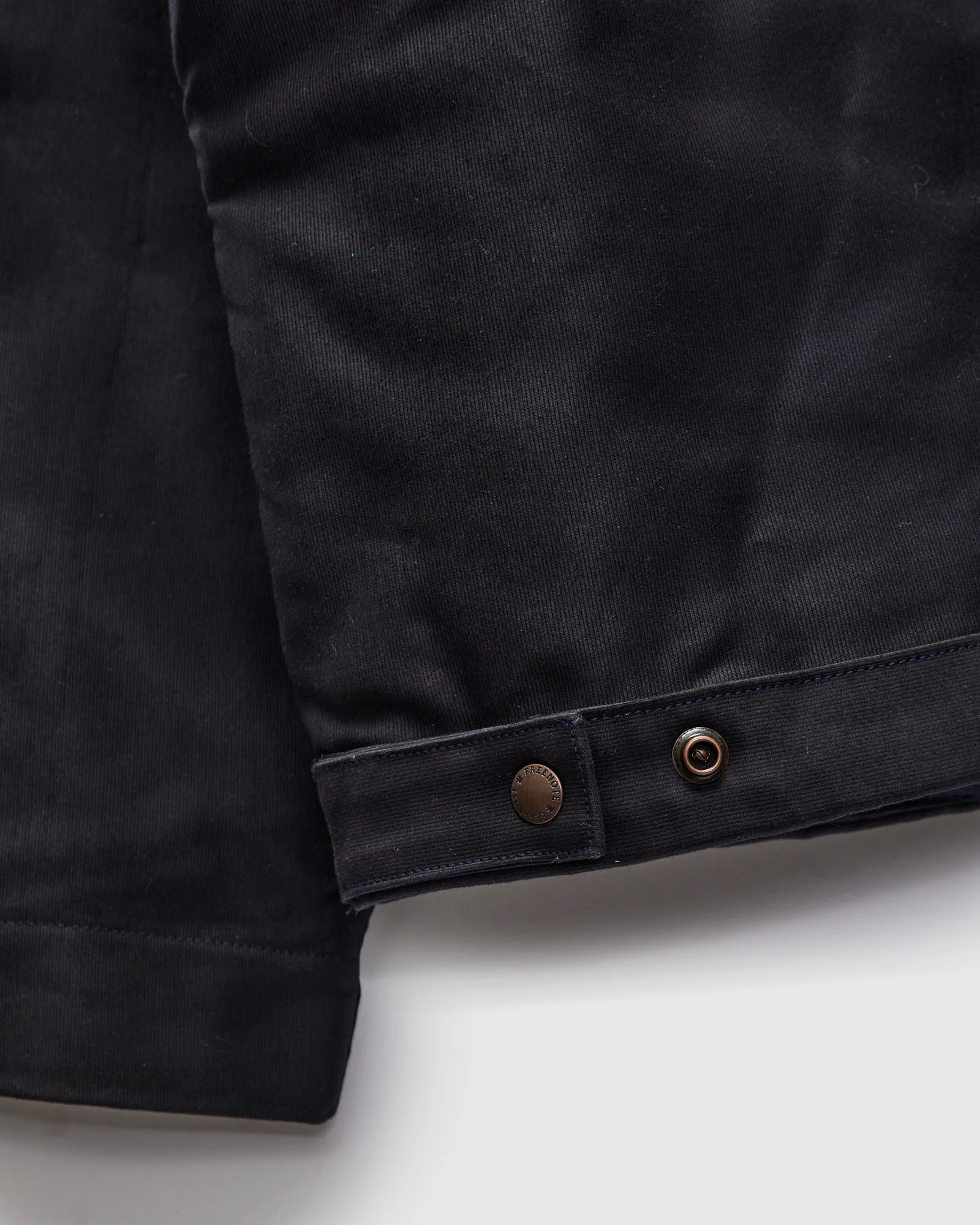 Mariner Heavy Jacket in Navy - Image 9