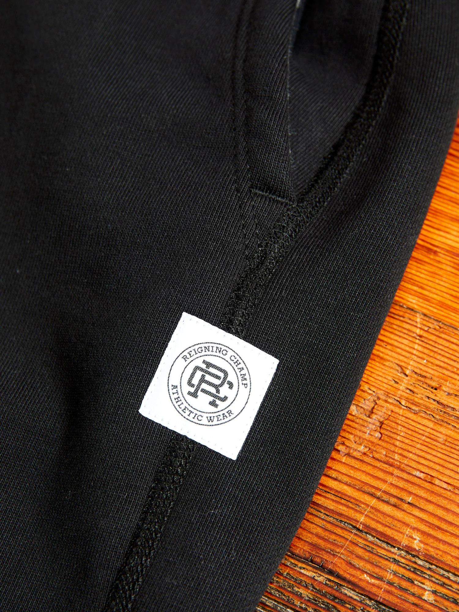 Midweight Terry Cuffed Sweatpant in Black - Image 5