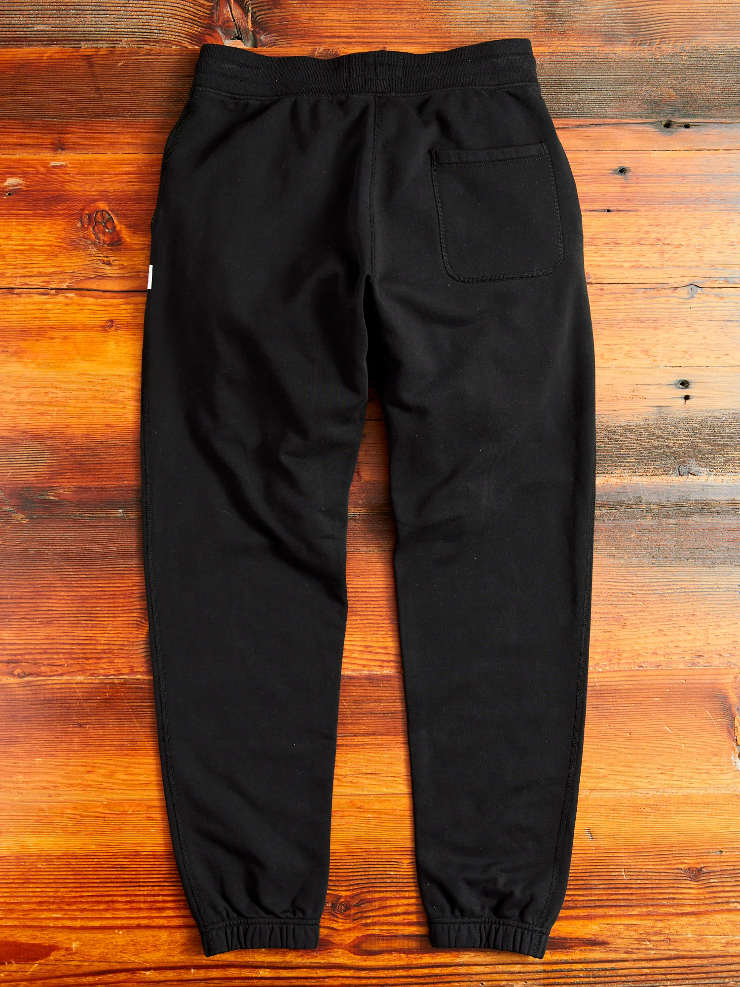 Midweight Terry Cuffed Sweatpant in Black - Image 9