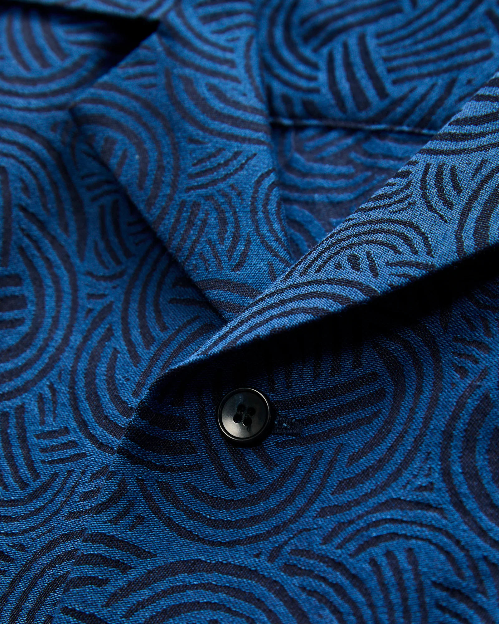 "Mizuhiki Knot" Aloha Shirt in Indigo - Image 5