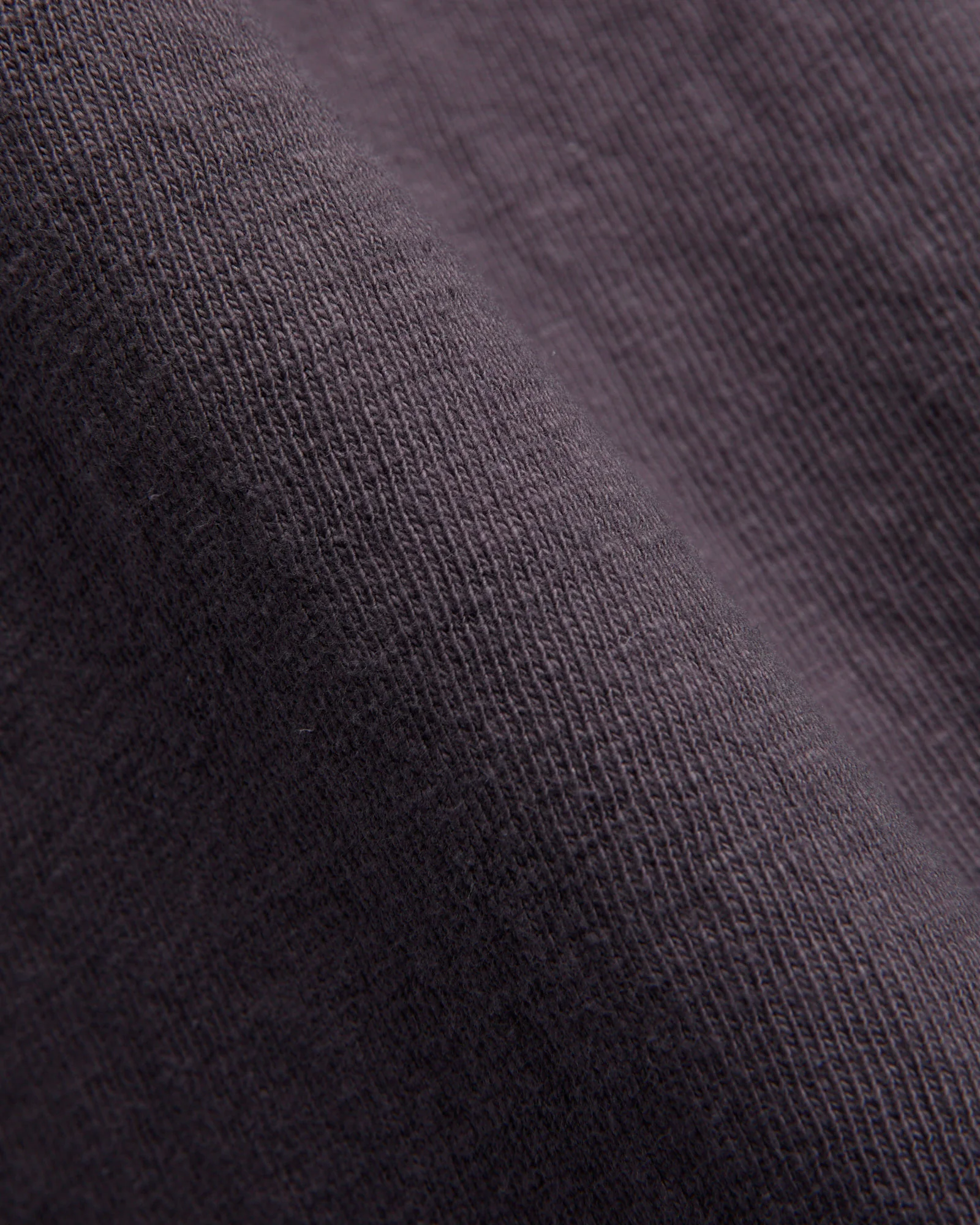 No. 8 Slub Nep Short Sleeve T-Shirt in Purple Navy - Image 2