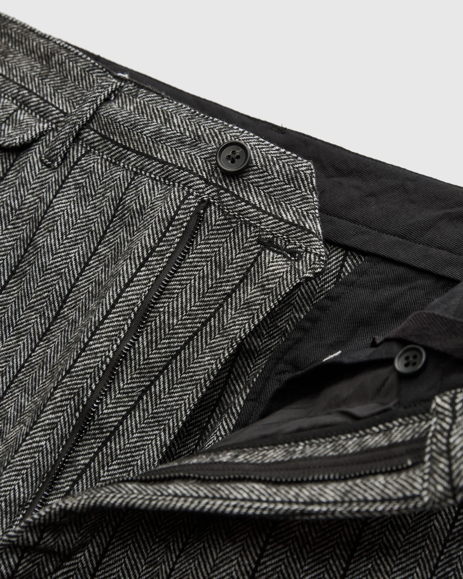 Officer Pants in Dark Grey Wool Striped HB - Image 7