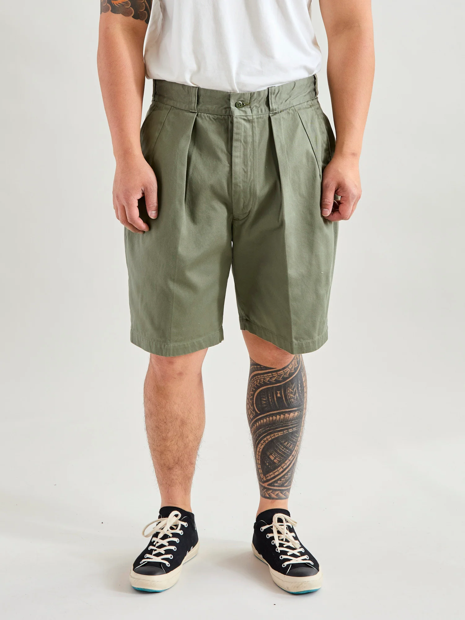 Pleated Military Chino Shorts in Olive - Image 2