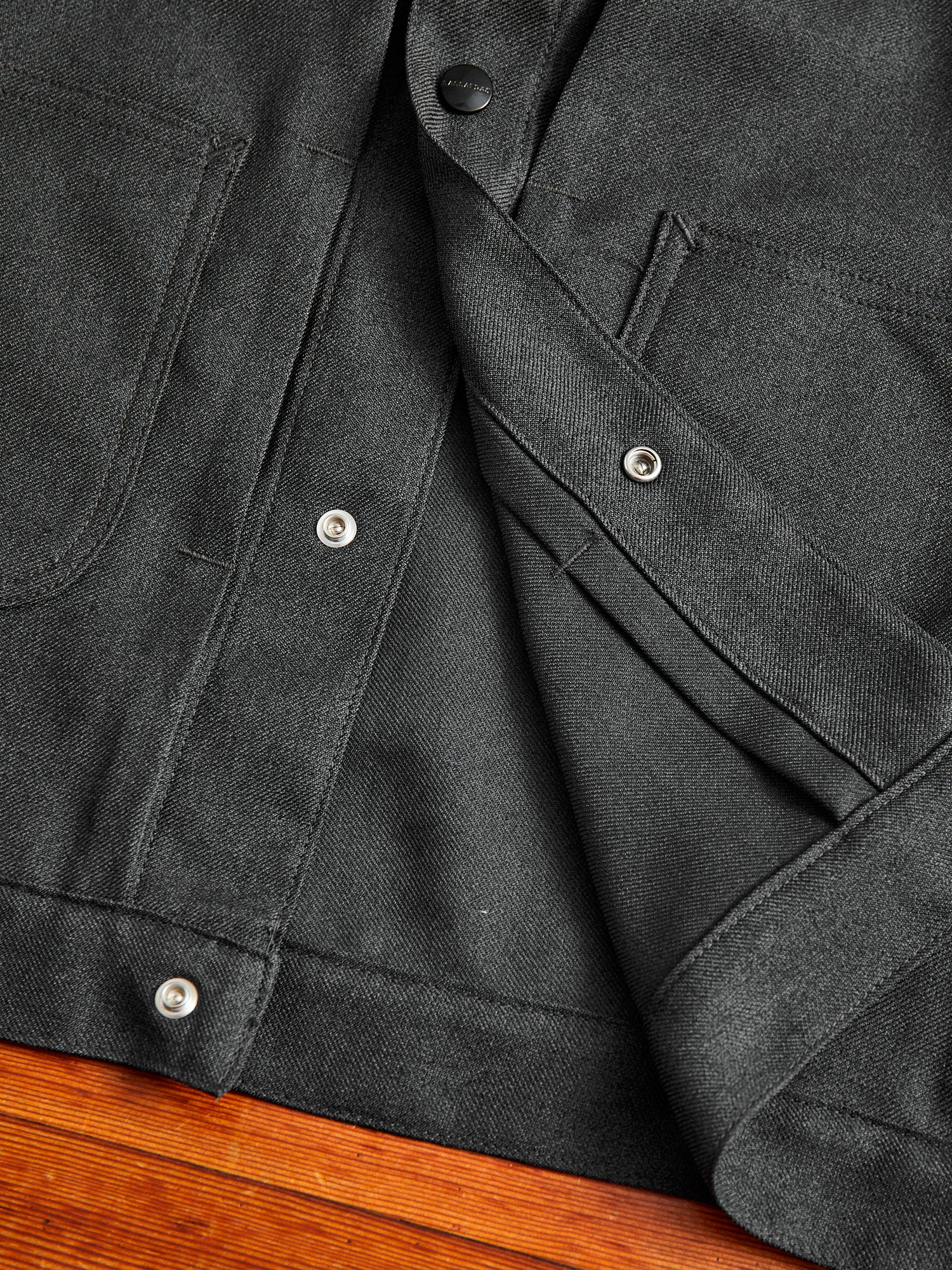 Poly Twill Gardeners Jacket in Charcoal - Image 6