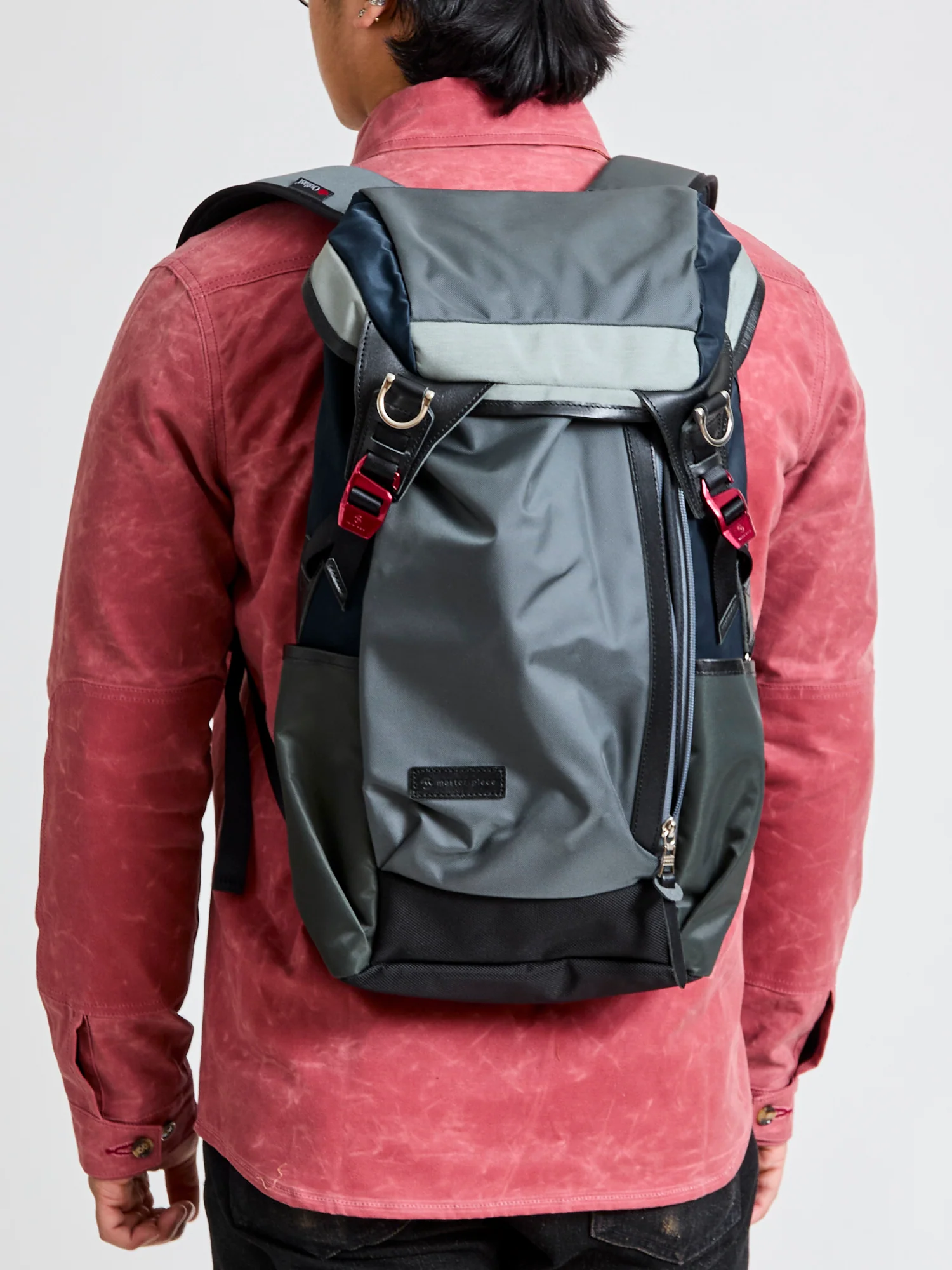 Potential v3 Backpack in Grey - Image 2