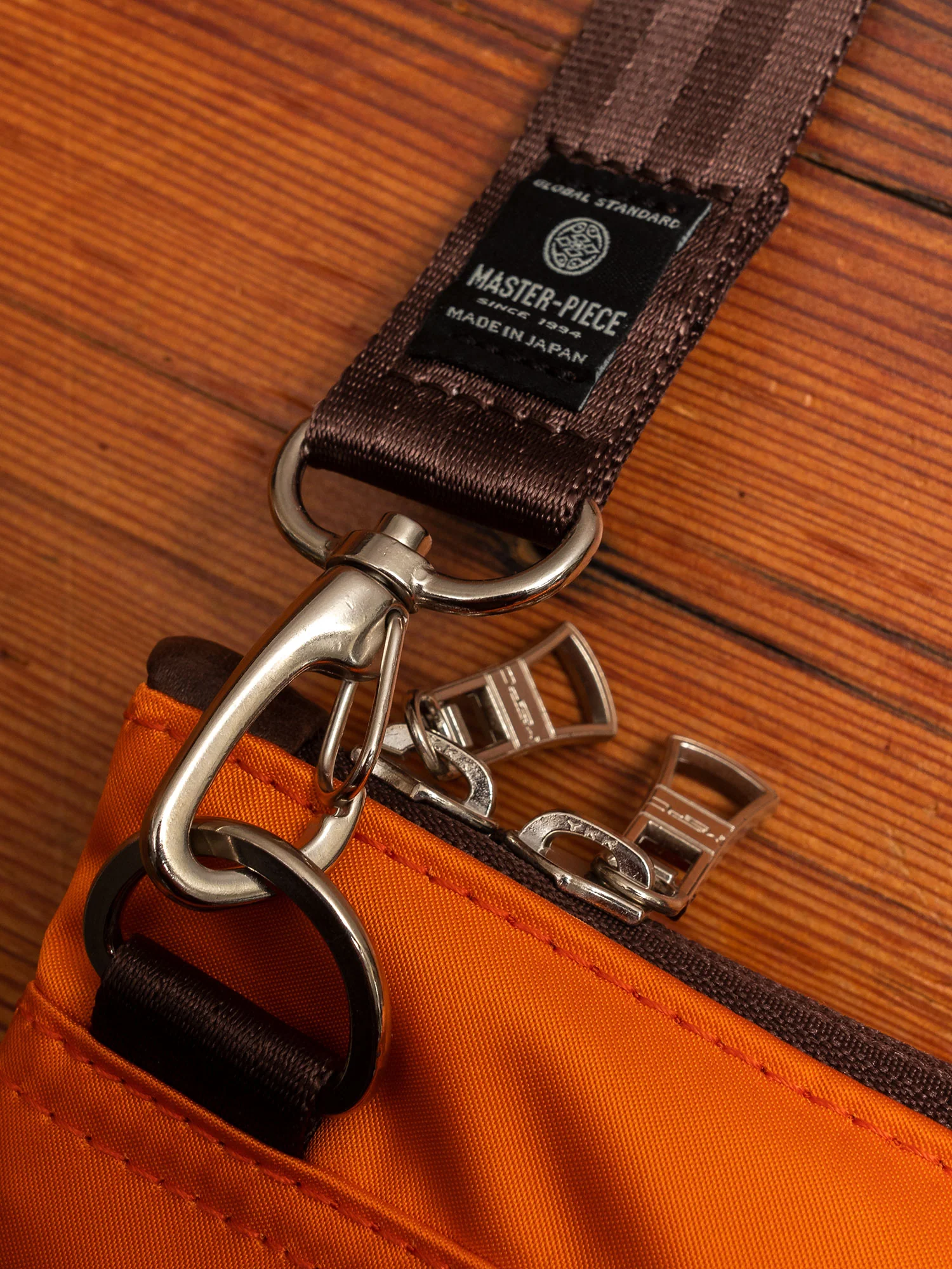 Progress Sacoche Bag in Orange - Image 6
