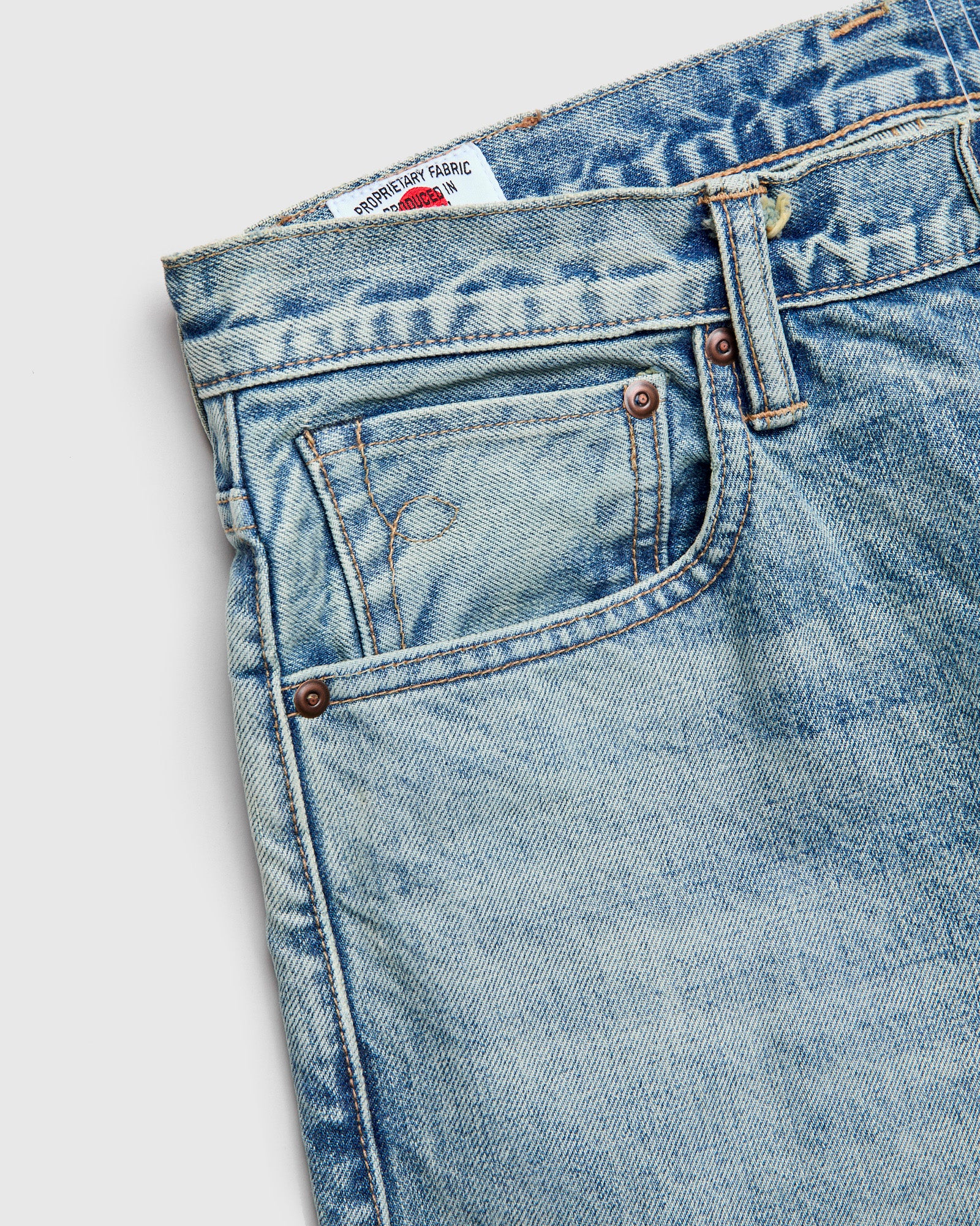 "River Wash" 15oz Stonewash Selvedge Denim in Strider - Image 6