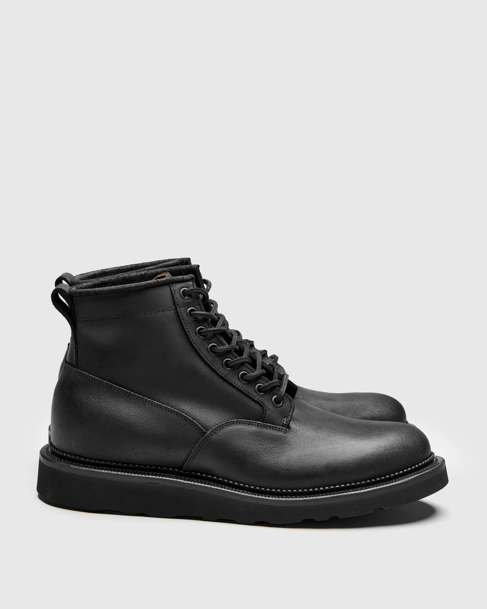 Scout Boot 1035 in Black Waxy Commander - Image 3