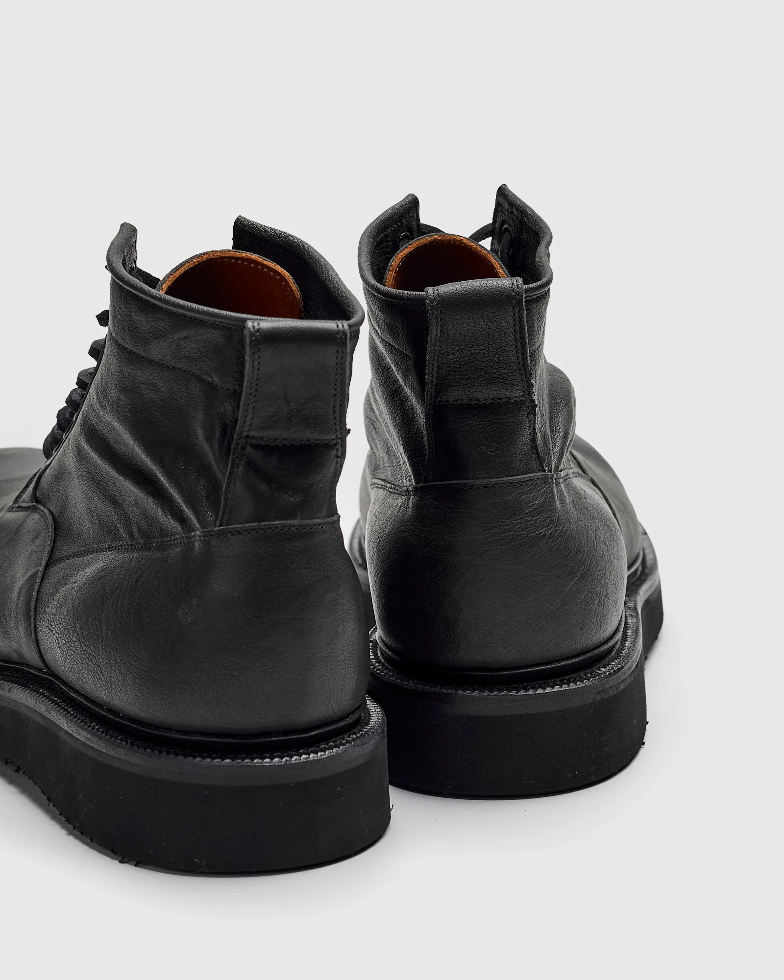Scout Boot 2030 in Nero Washed Kangaroo - Image 5