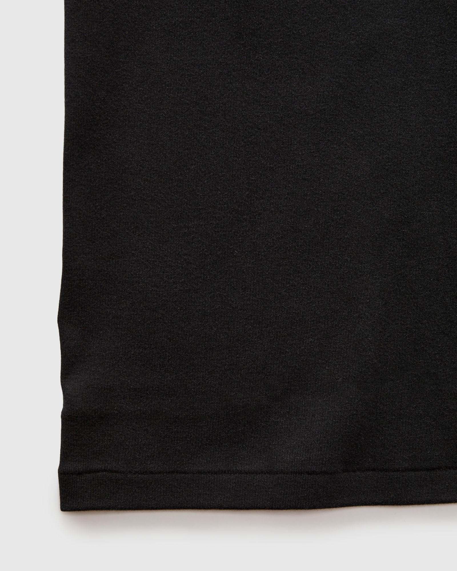 Seamless Inner Tank Top in Black - Image 7