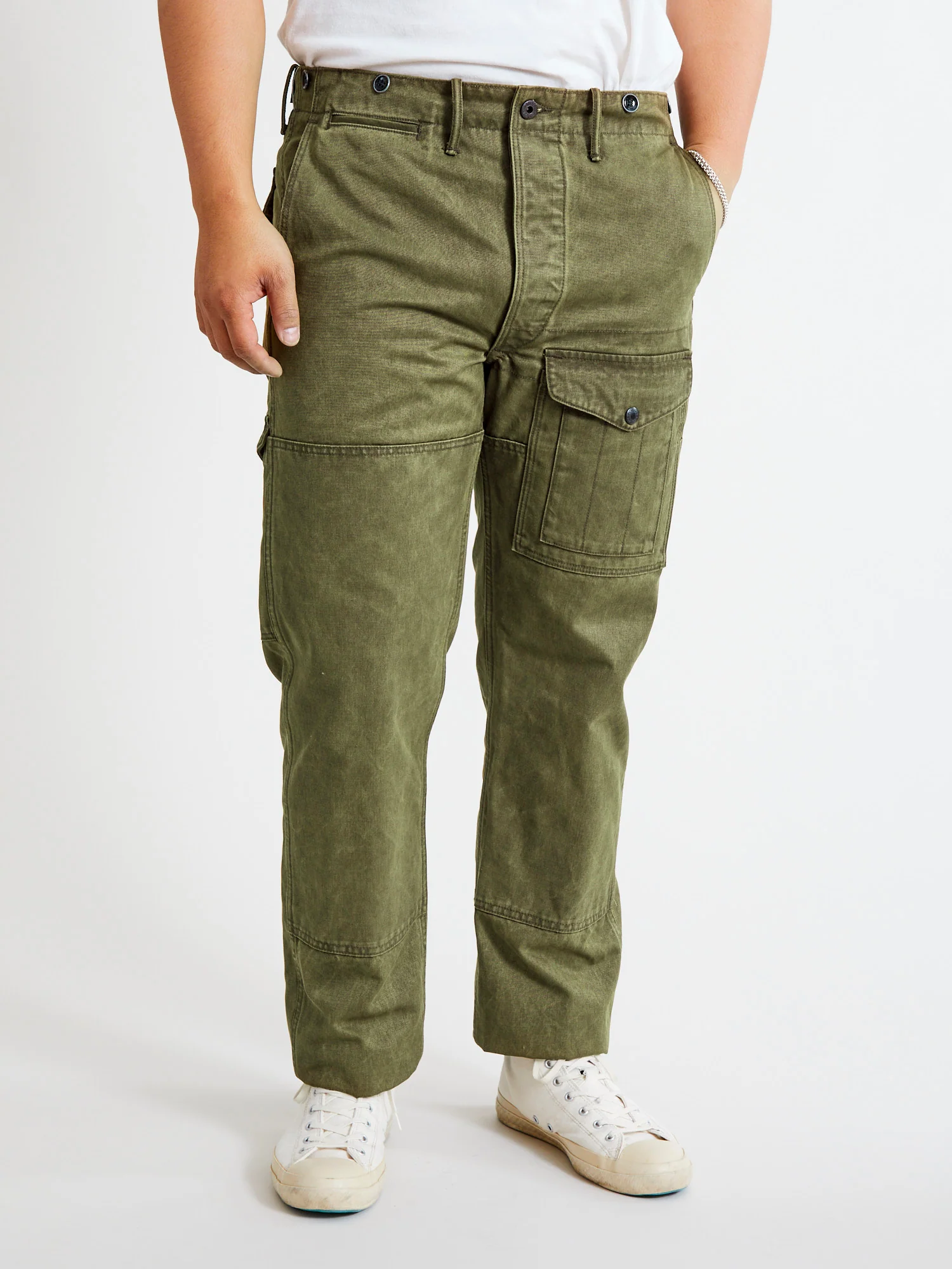 Seattle Cargo Pants in Olive Canvas - Image 2