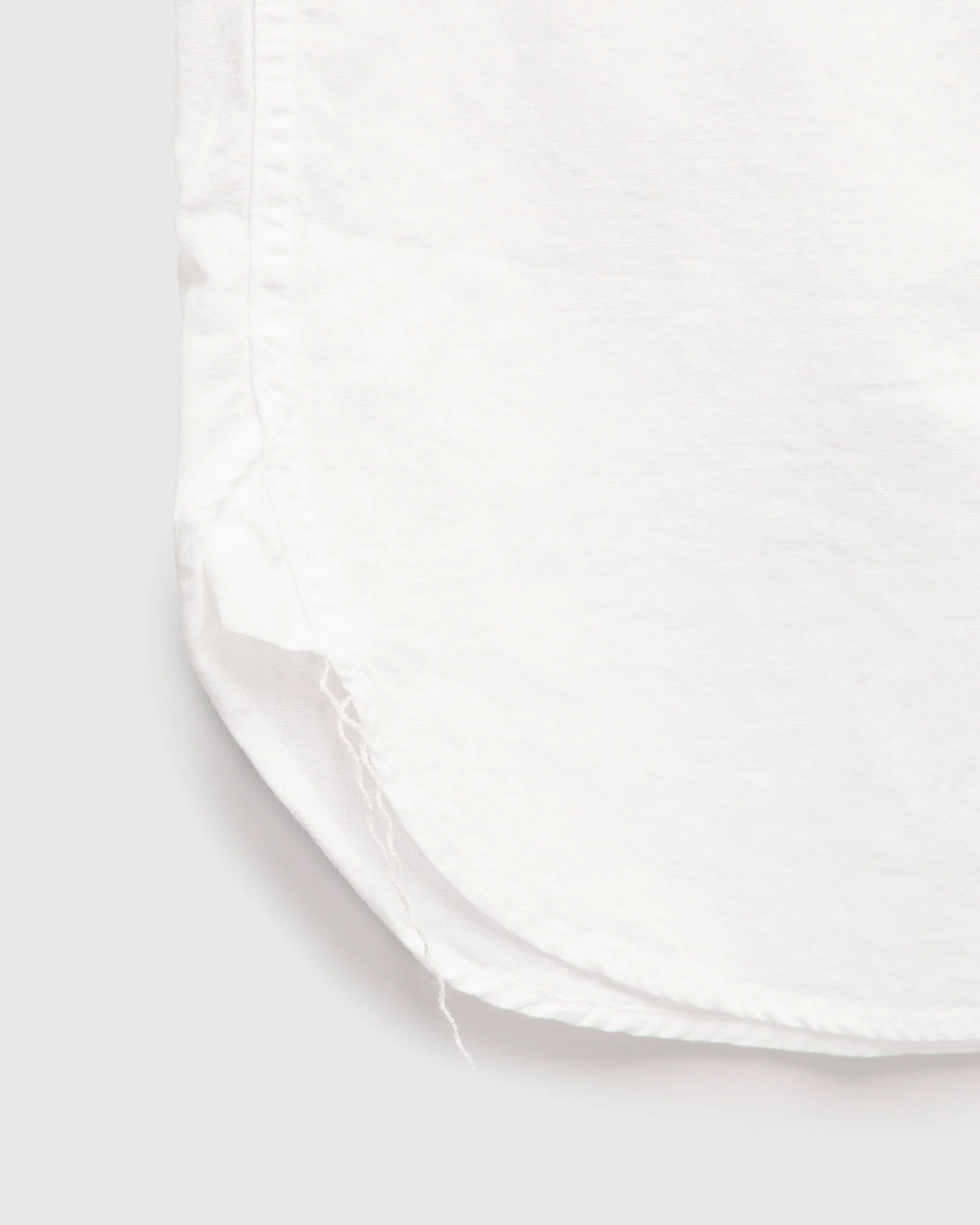 Short Sleeve Work Shirt in White Chambray - Image 5