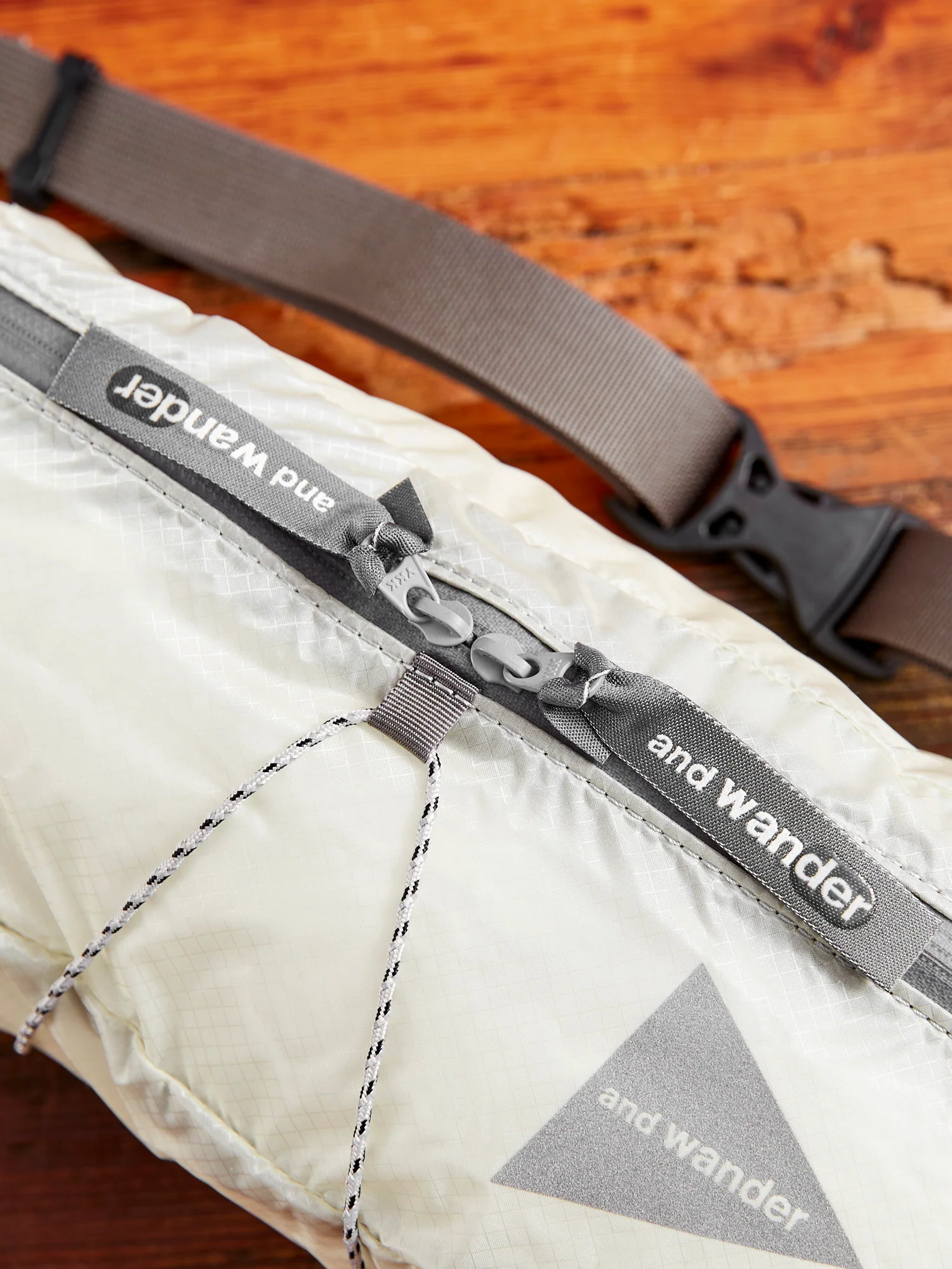 Sil Waist Bag in Off-White - Image 4