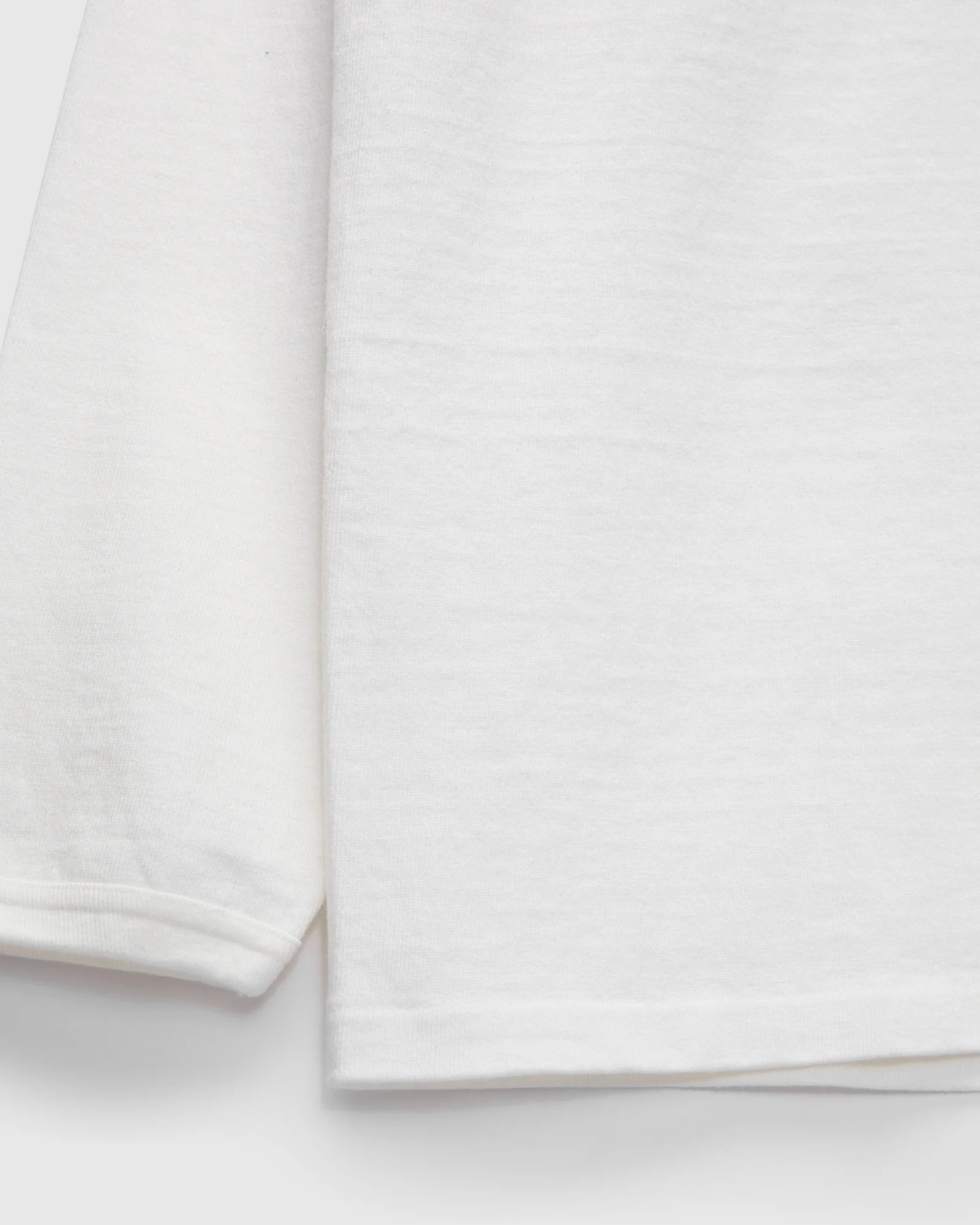 Stand Wheeler Longsleeve T-Shirt in Off White - Image 6